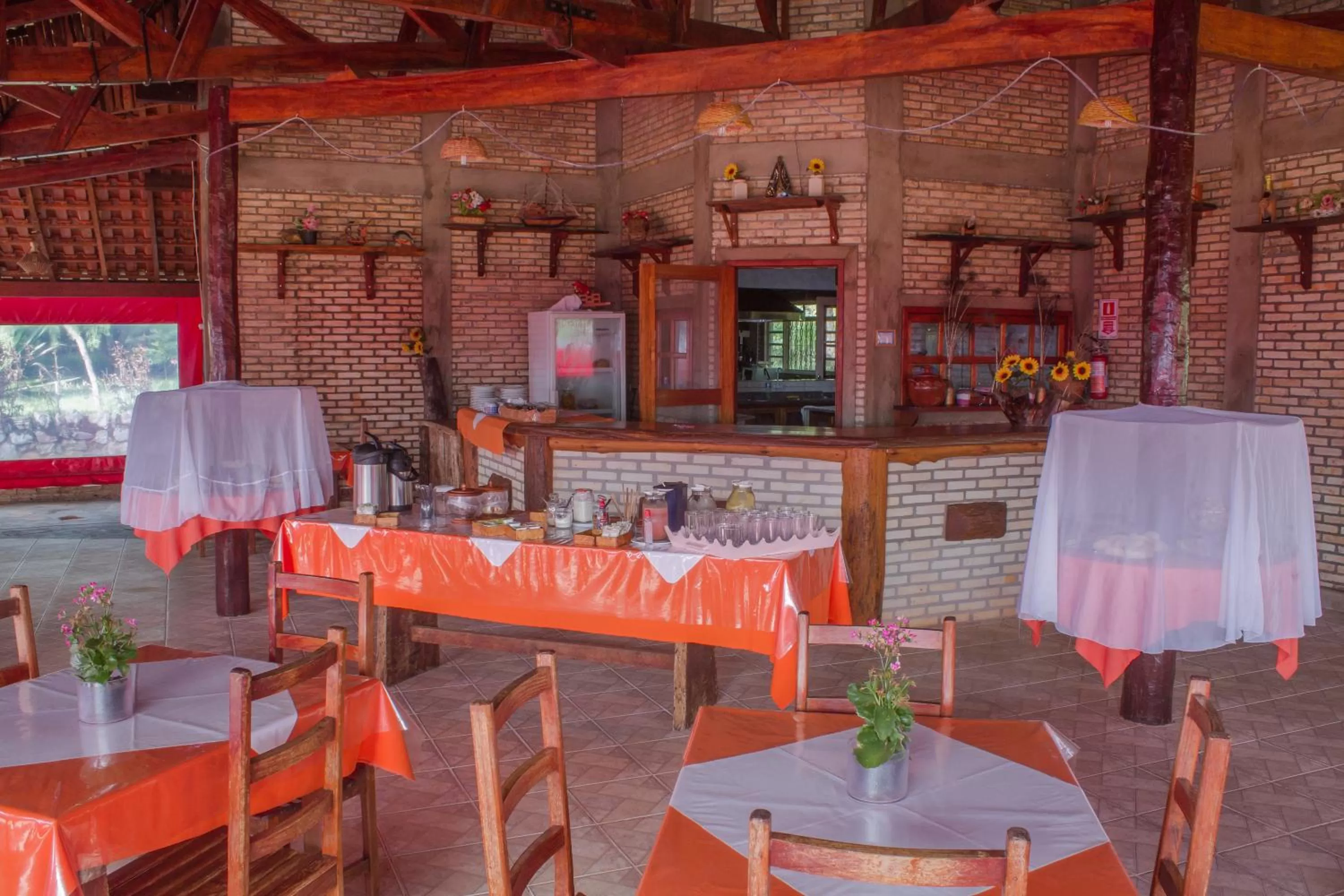 Breakfast, Restaurant/Places to Eat in Pousada Di Luna