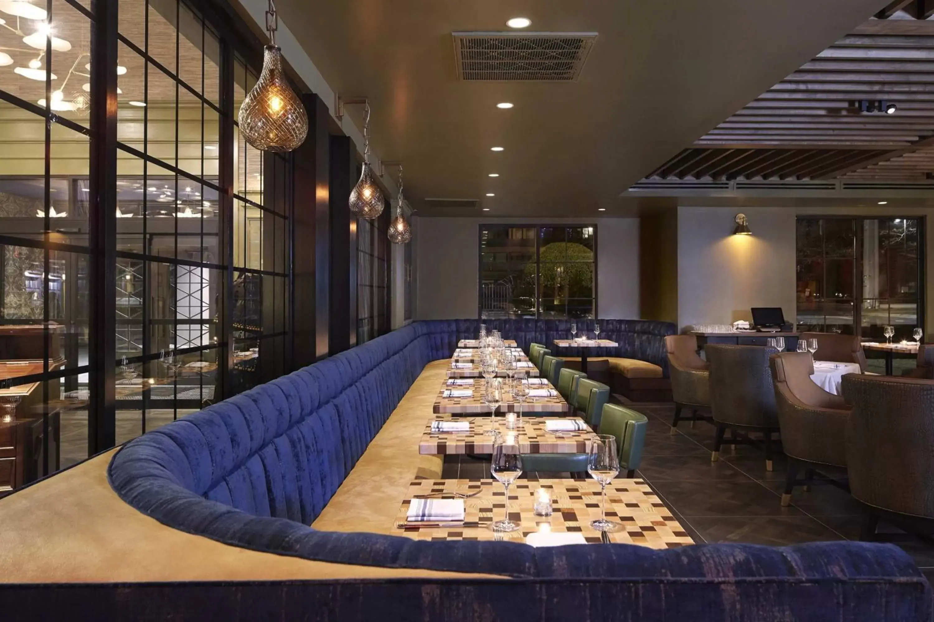 Restaurant/places to eat in The Burgess Hotel, Atlanta, a Tribute Portfolio Hotel Restaurant/places to eat in The Burgess Hotel, Atlanta, a Tribute Portfolio Hotel