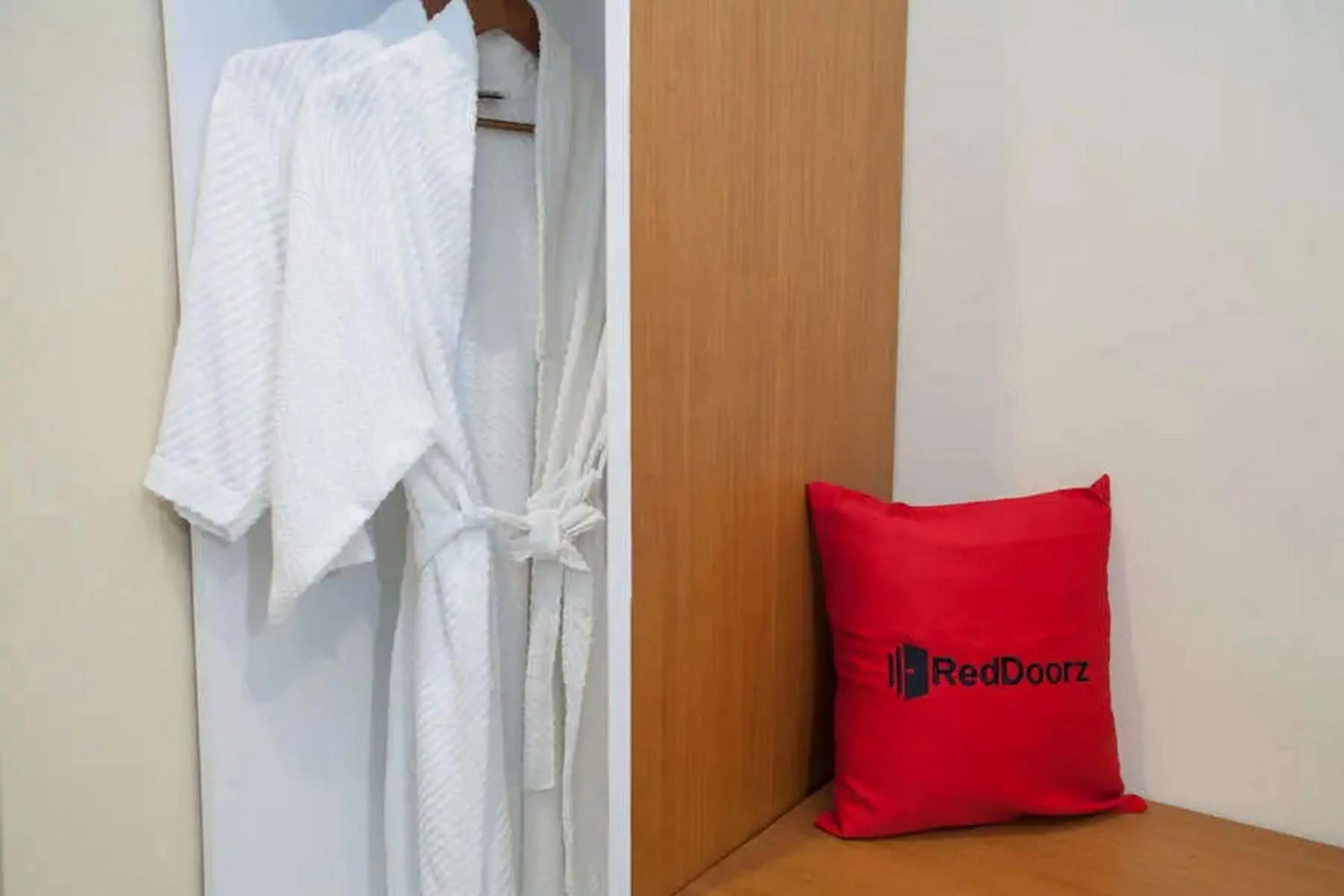 Area and facilities in RedDoorz Premium @ Jalan Cengkeh Malang