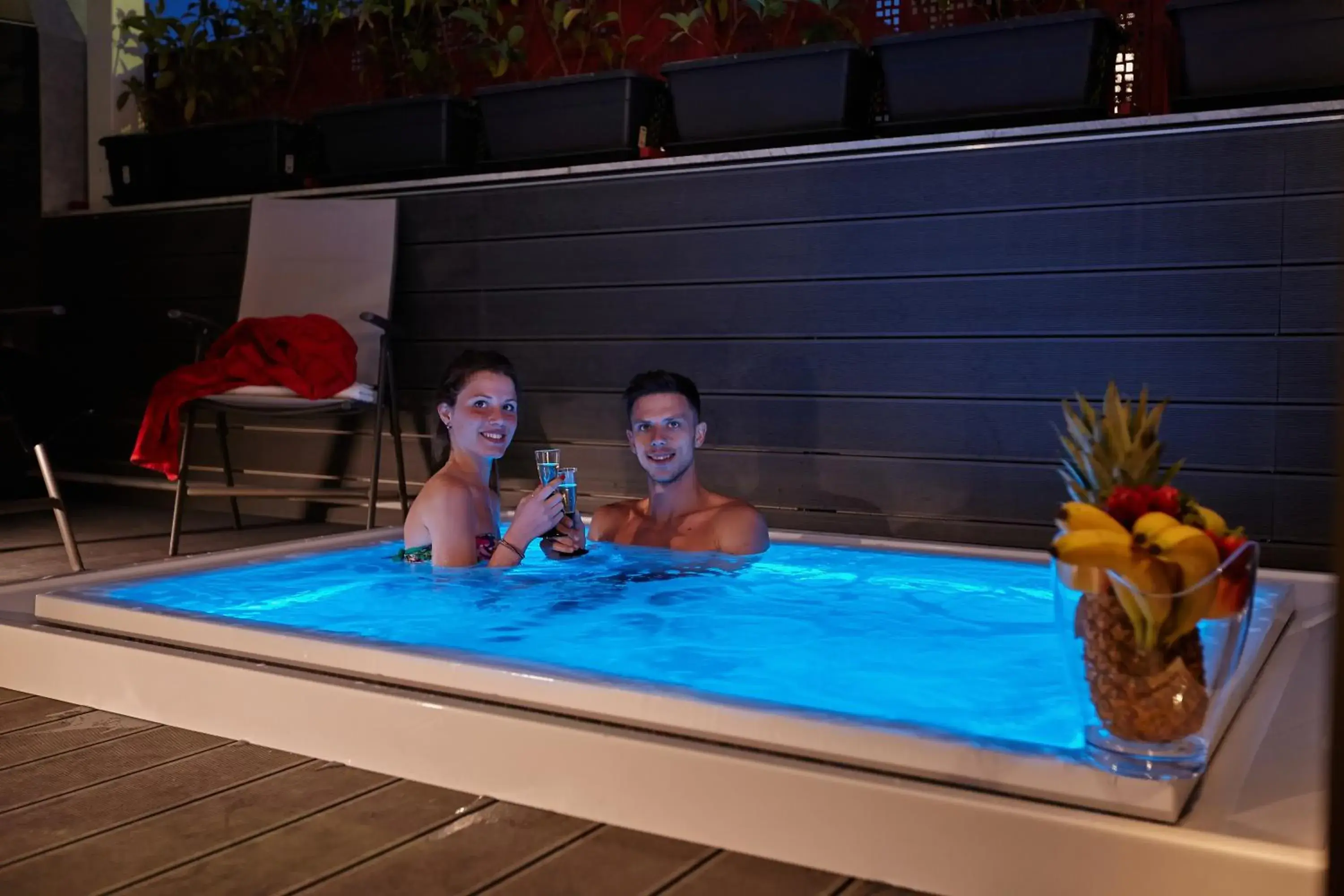 Hot Tub, Swimming Pool in Hospitality Hotel