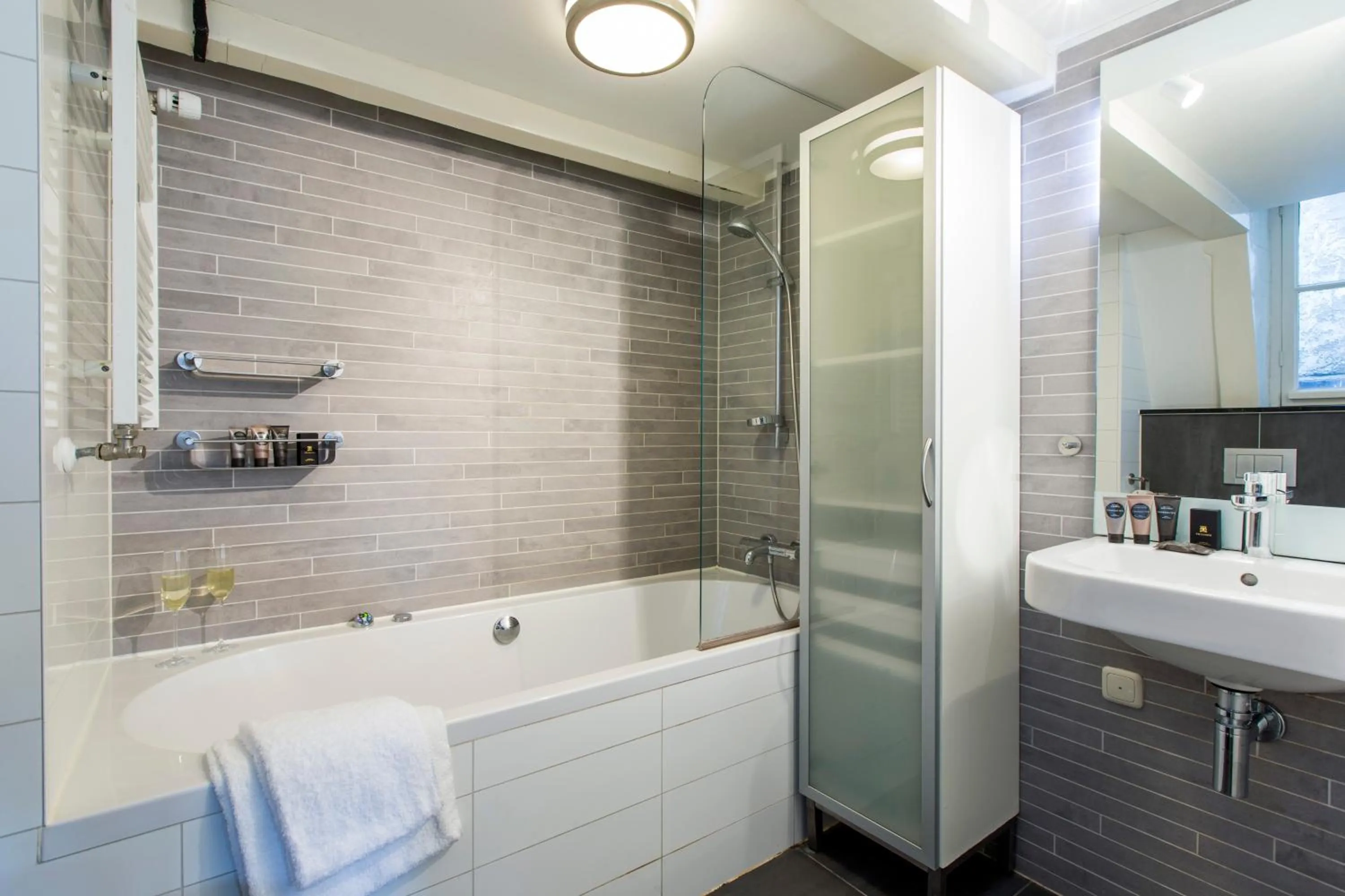 Bathroom in Grand Canal Boutique Hotel