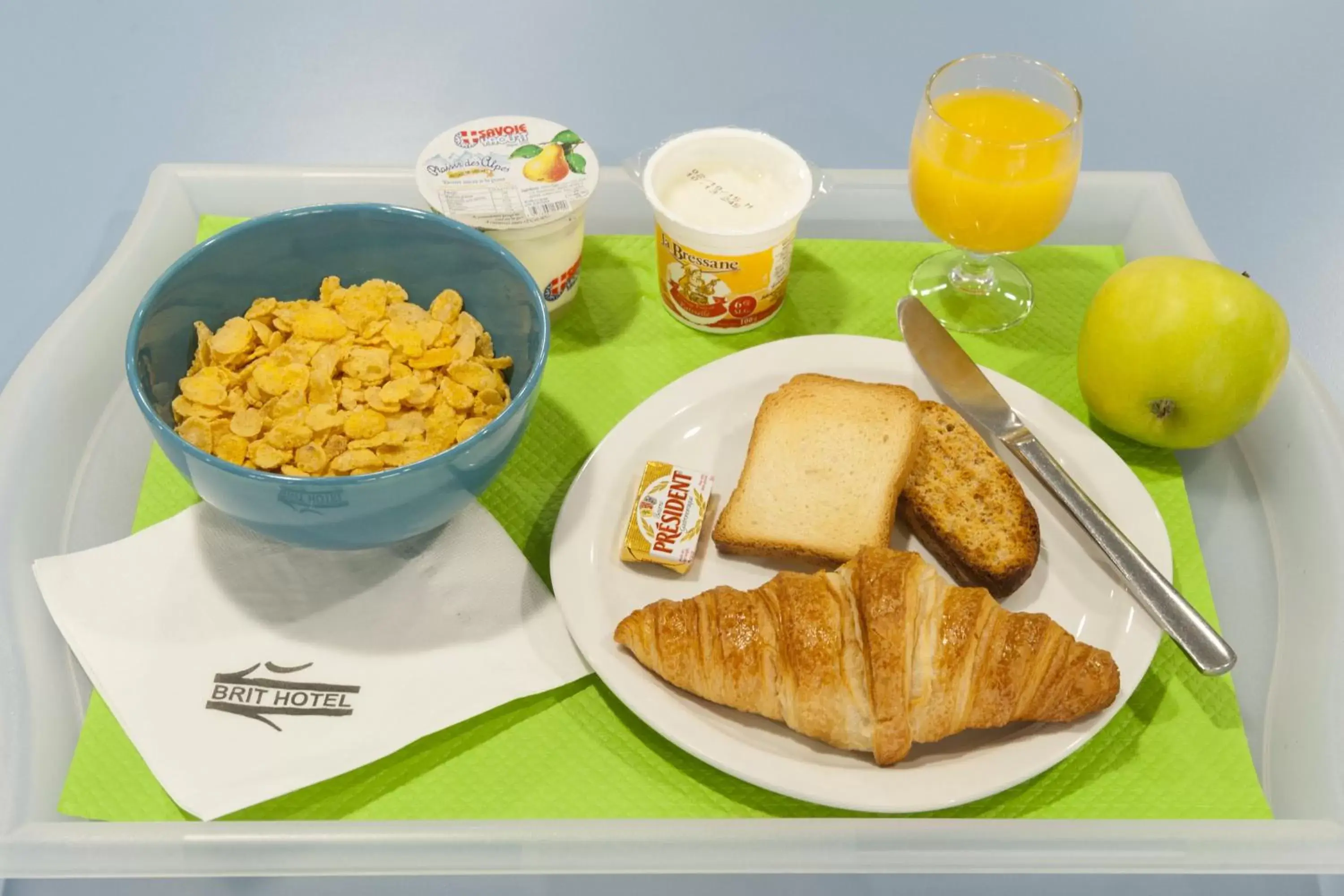 Breakfast in Brit Hotel Mâcon Centre Gare