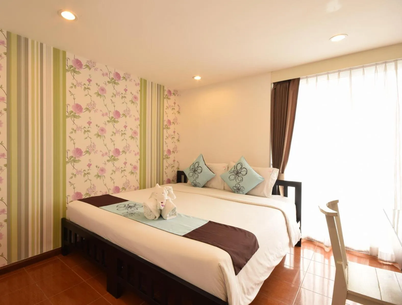 Bed in Blissotel Ratchada