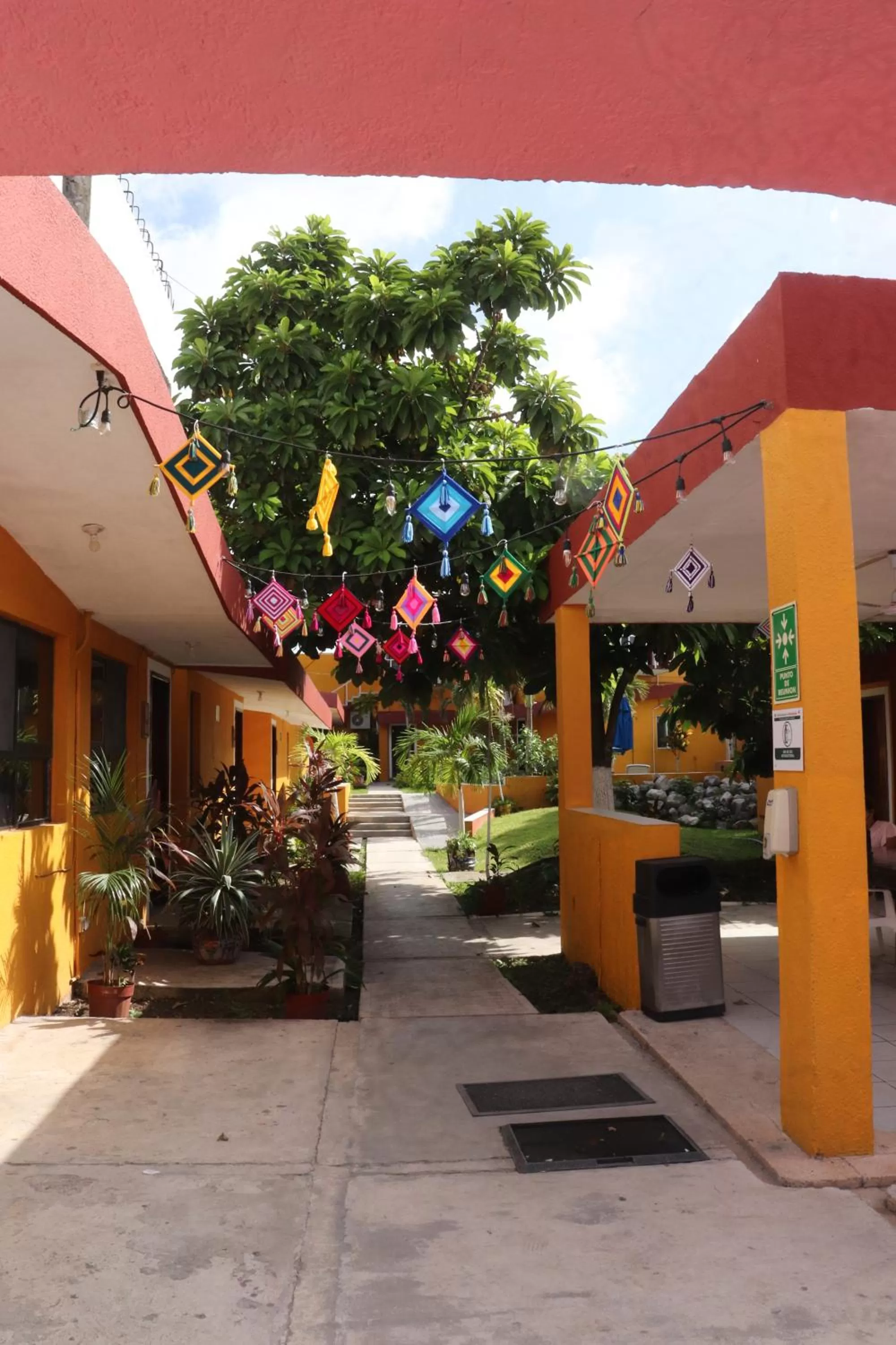 Property building in Hotel Caribe