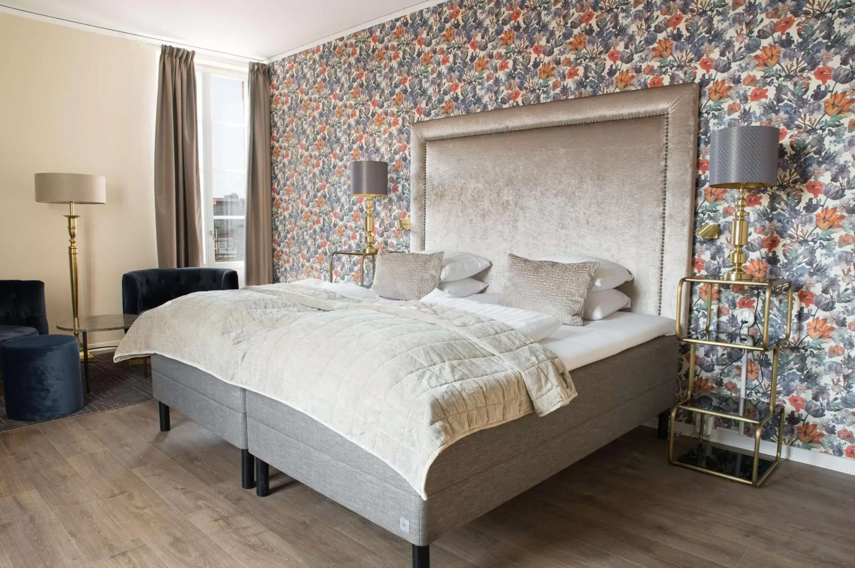 Photo of the whole room, Bed in Statt Hassleholm BW Signature Collection