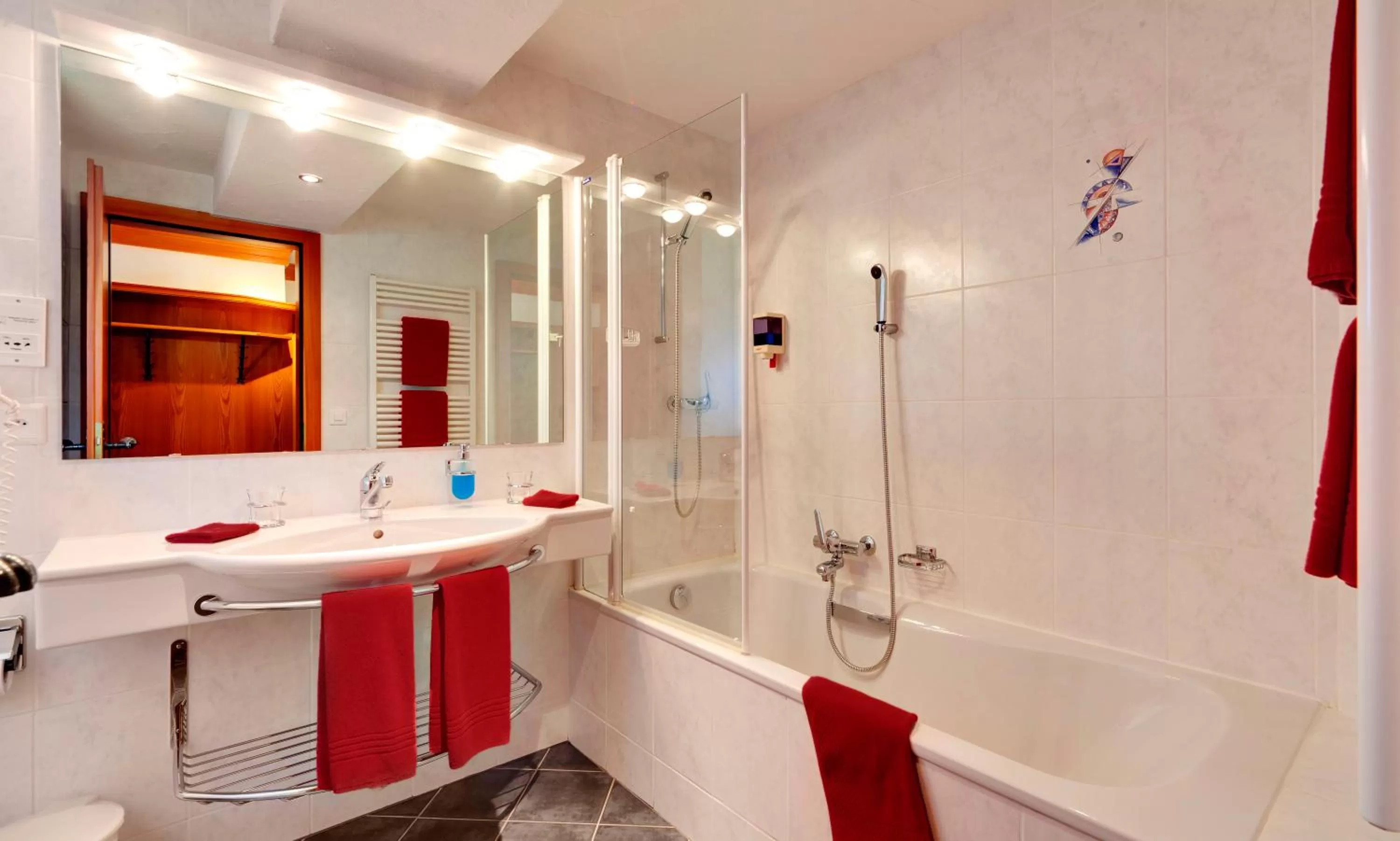 Shower in Hotel Christiania Saas-Fee