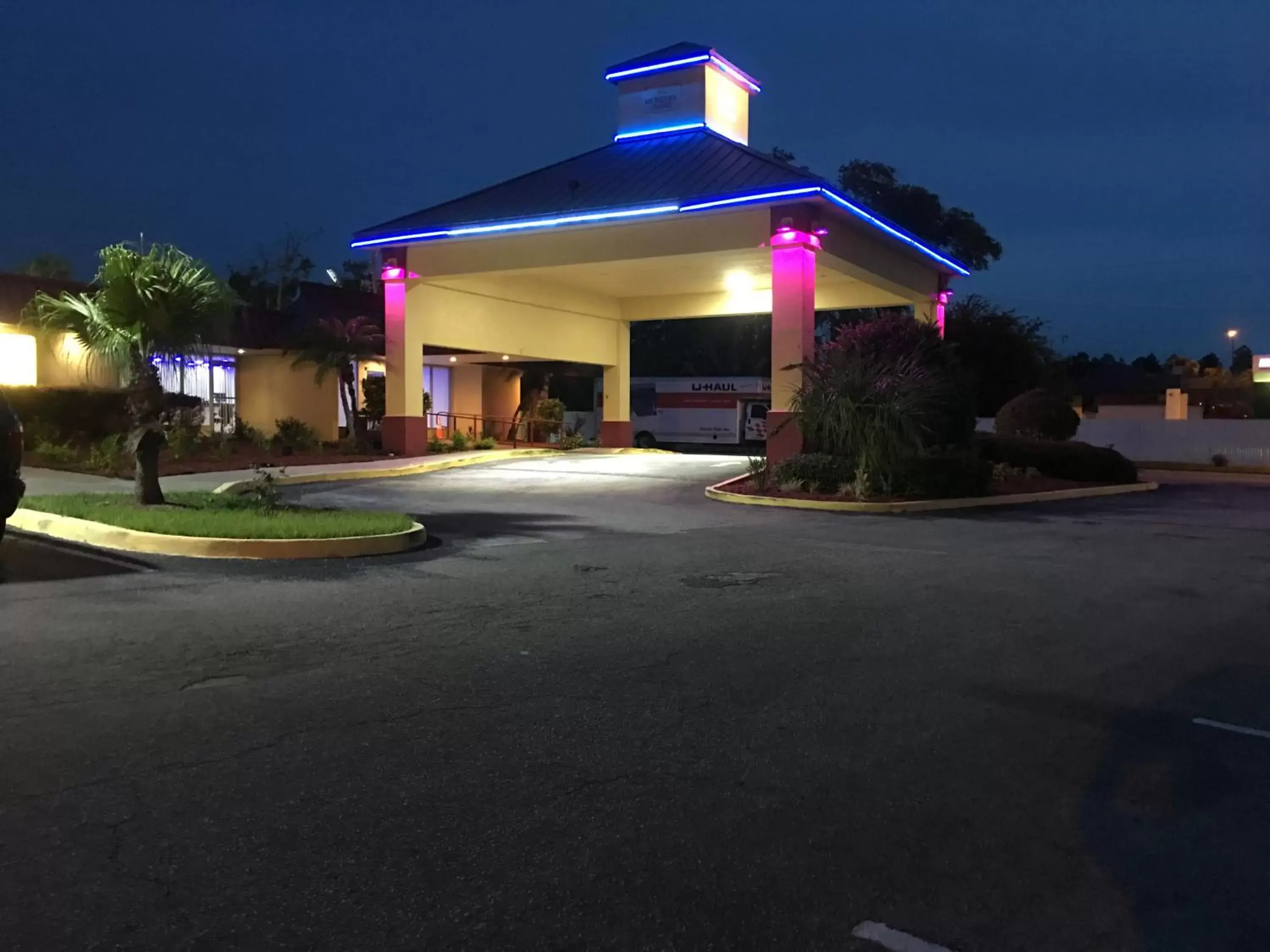 Lobby or reception, Property Building in Rodeway Inn