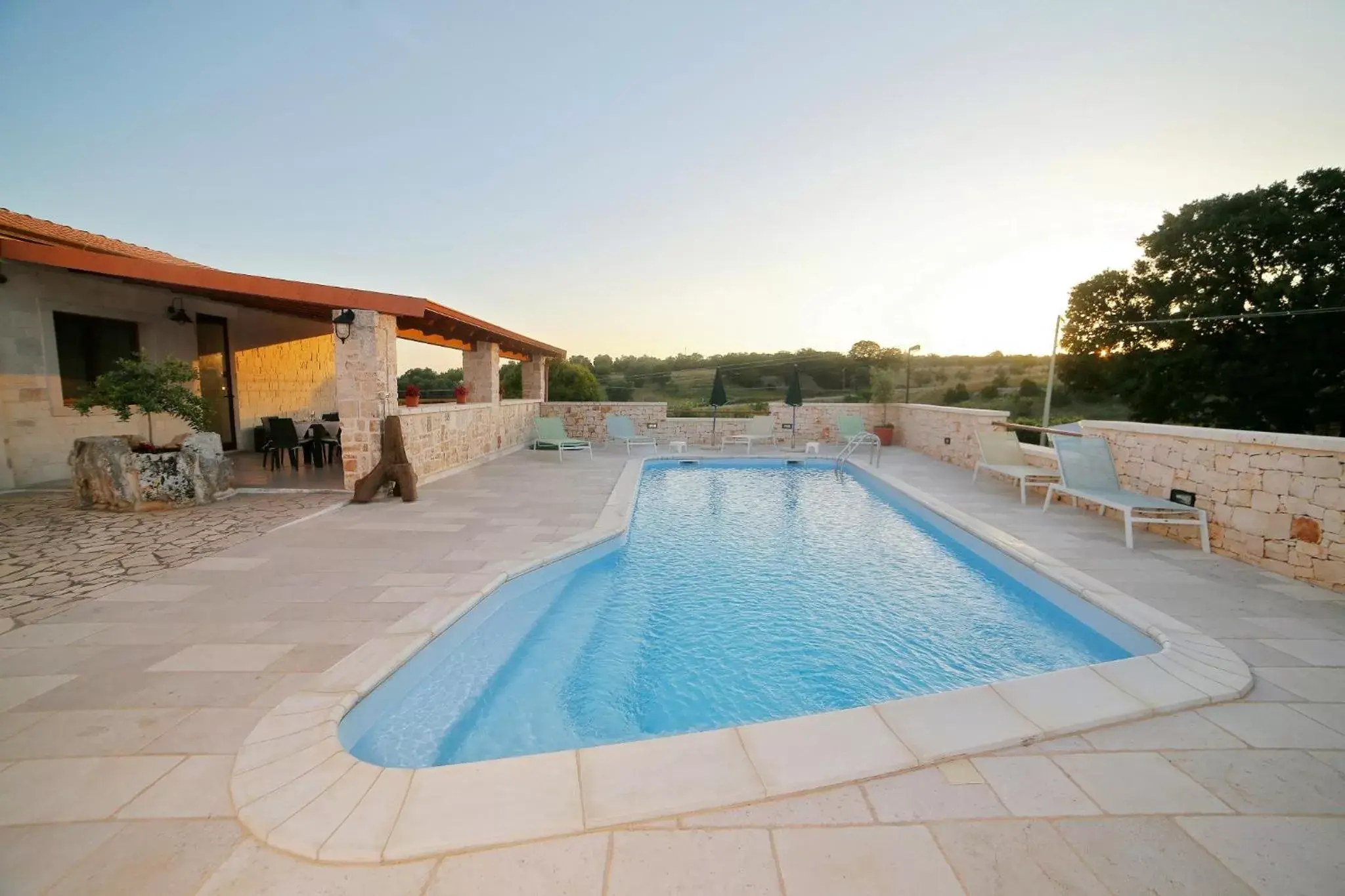 Property building, Swimming Pool in B&B Il Leccio