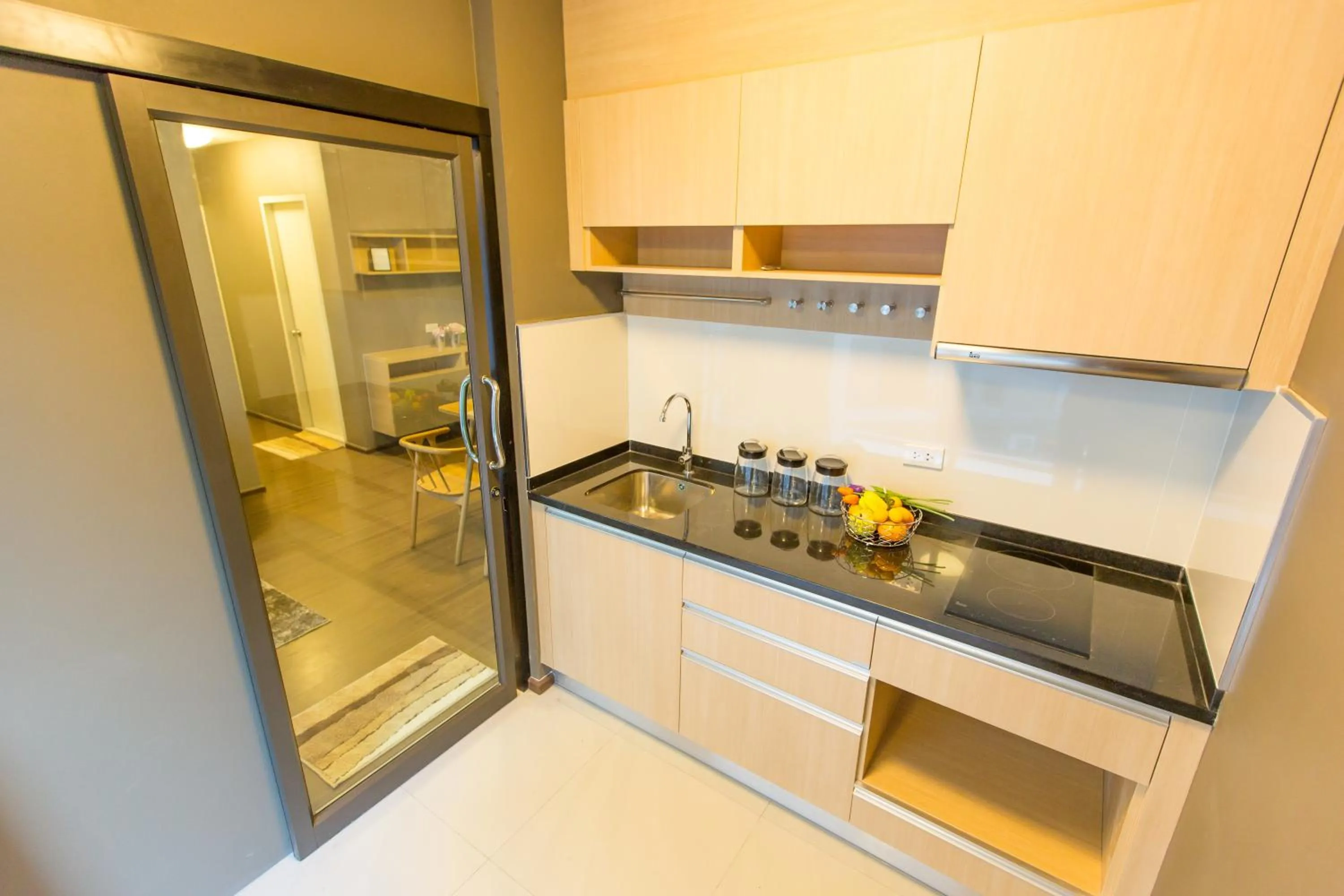 Kitchen or kitchenette in Like Sukhumvit 22