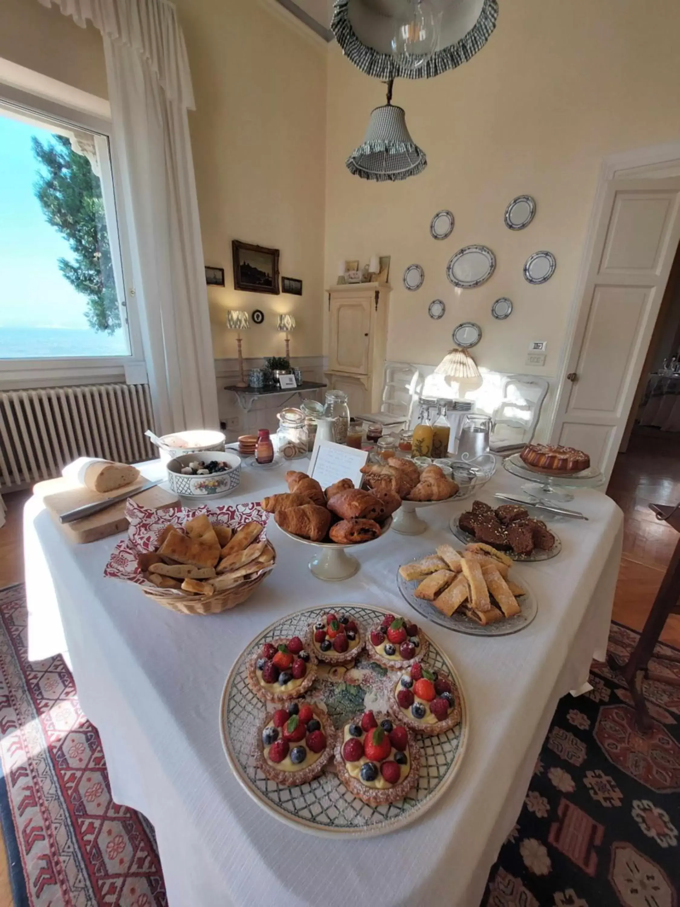 Buffet breakfast in Villa la Moresca Relais de Charme BeB Adults only