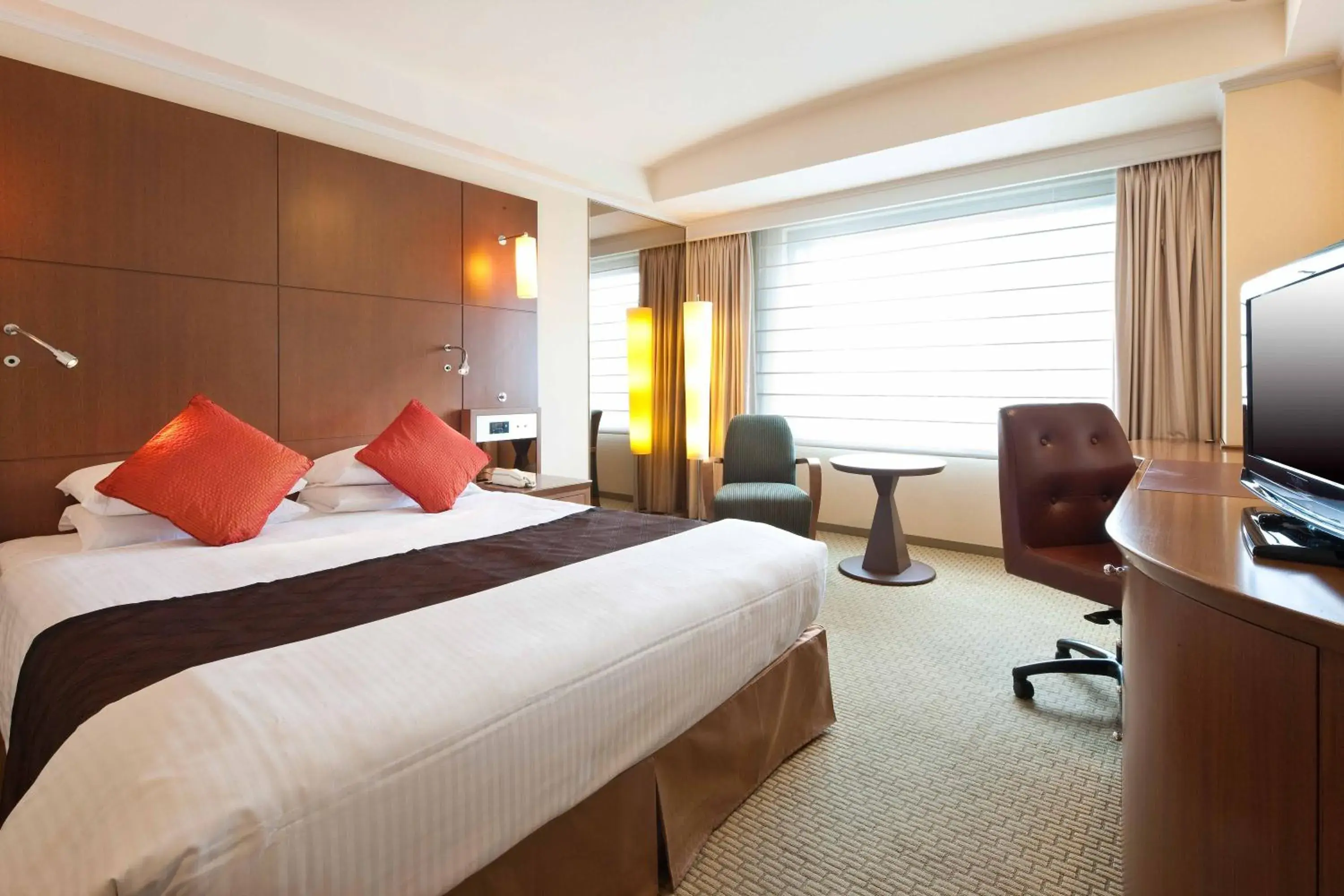 Photo of the whole room, Bed in Royal Park Hotel Photo of the whole room, Bed in Royal Park Hotel