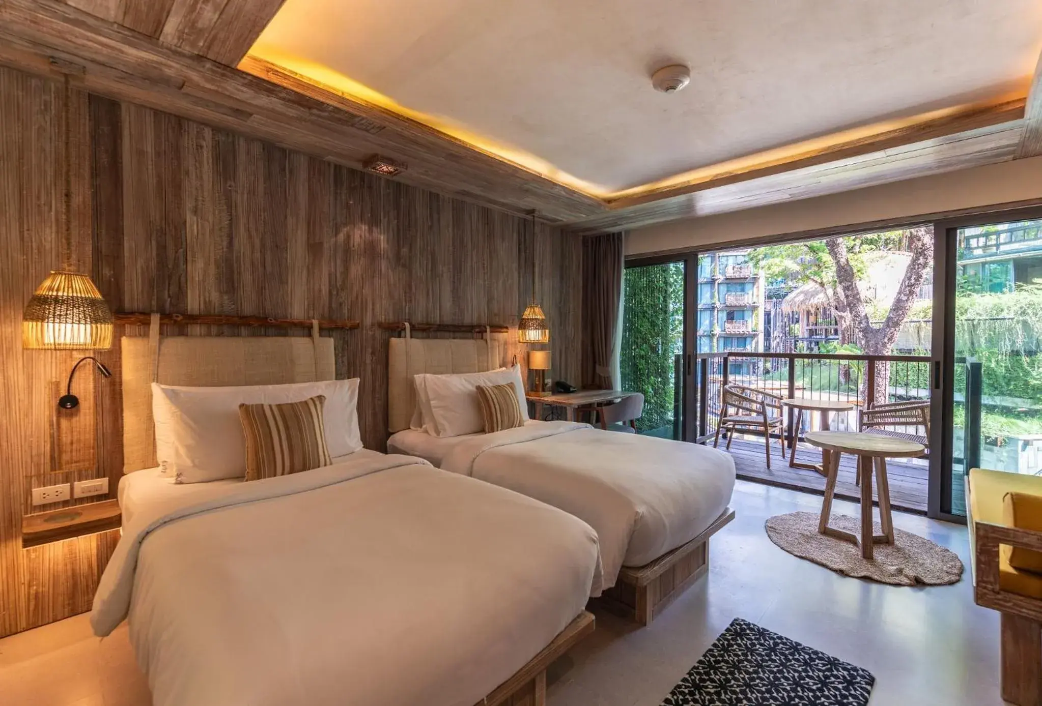 Photo of the whole room, Bed in Dinso Resort & Villas Phuket an IHG Hotel