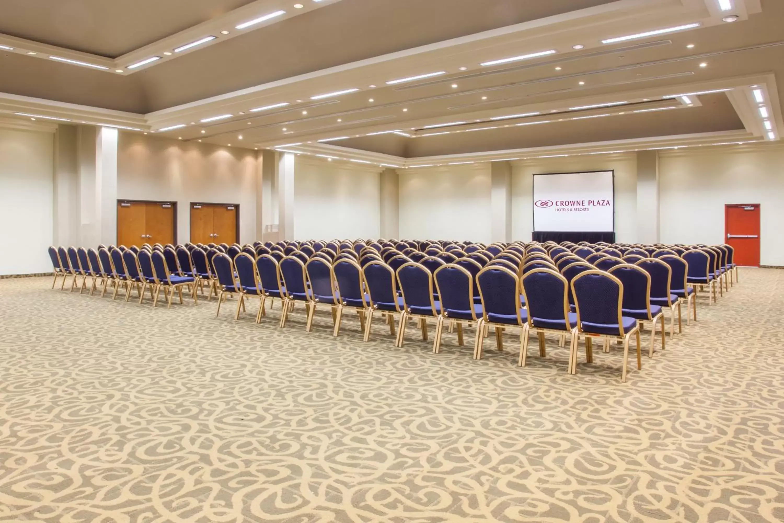 Meeting/conference room, Business Area/Conference Room in Crowne Plaza Monterrey Aeropuerto, an IHG Hotel