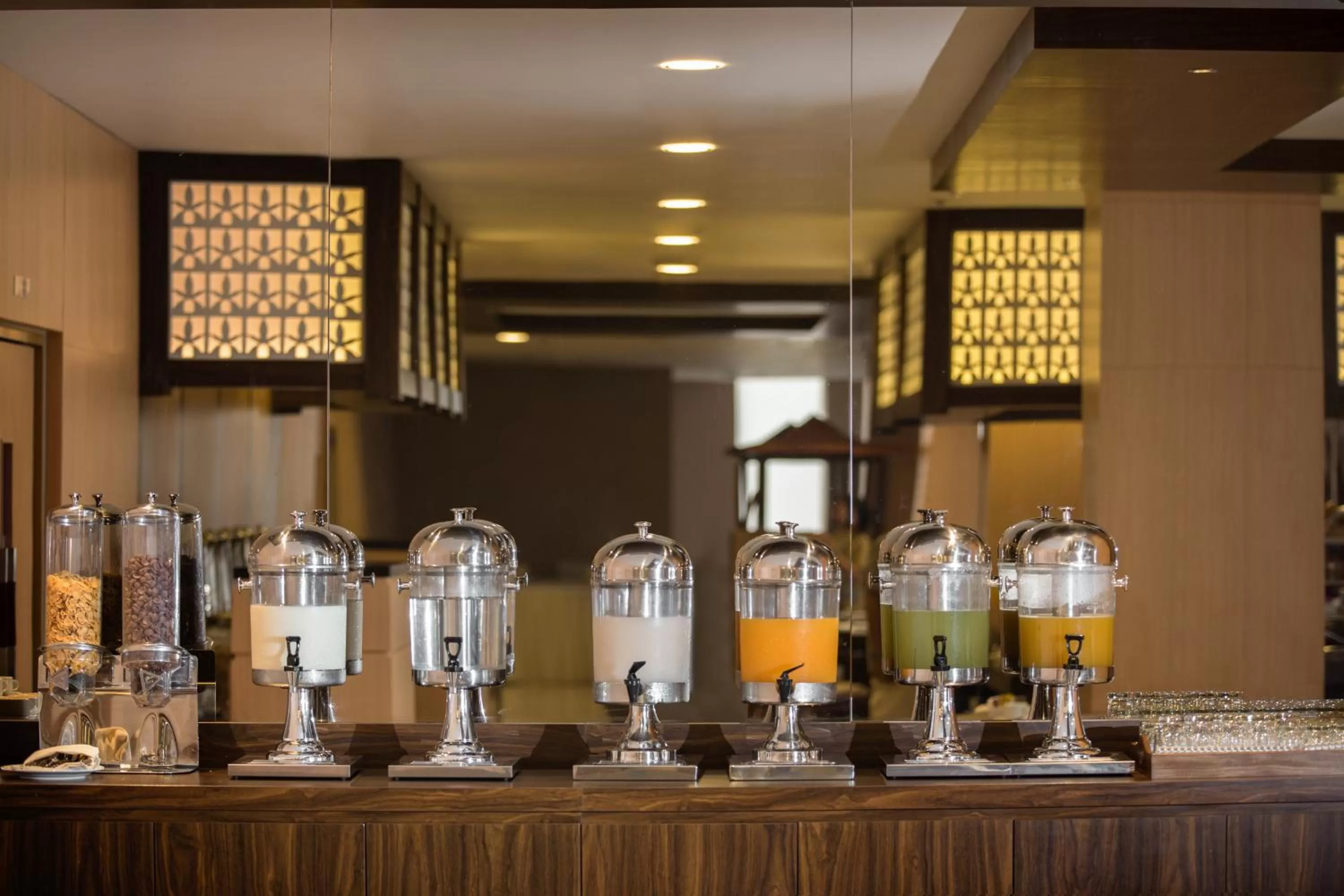 Restaurant/places to eat in Hotel Chanti Managed by TENTREM Hotel Management Indonesia