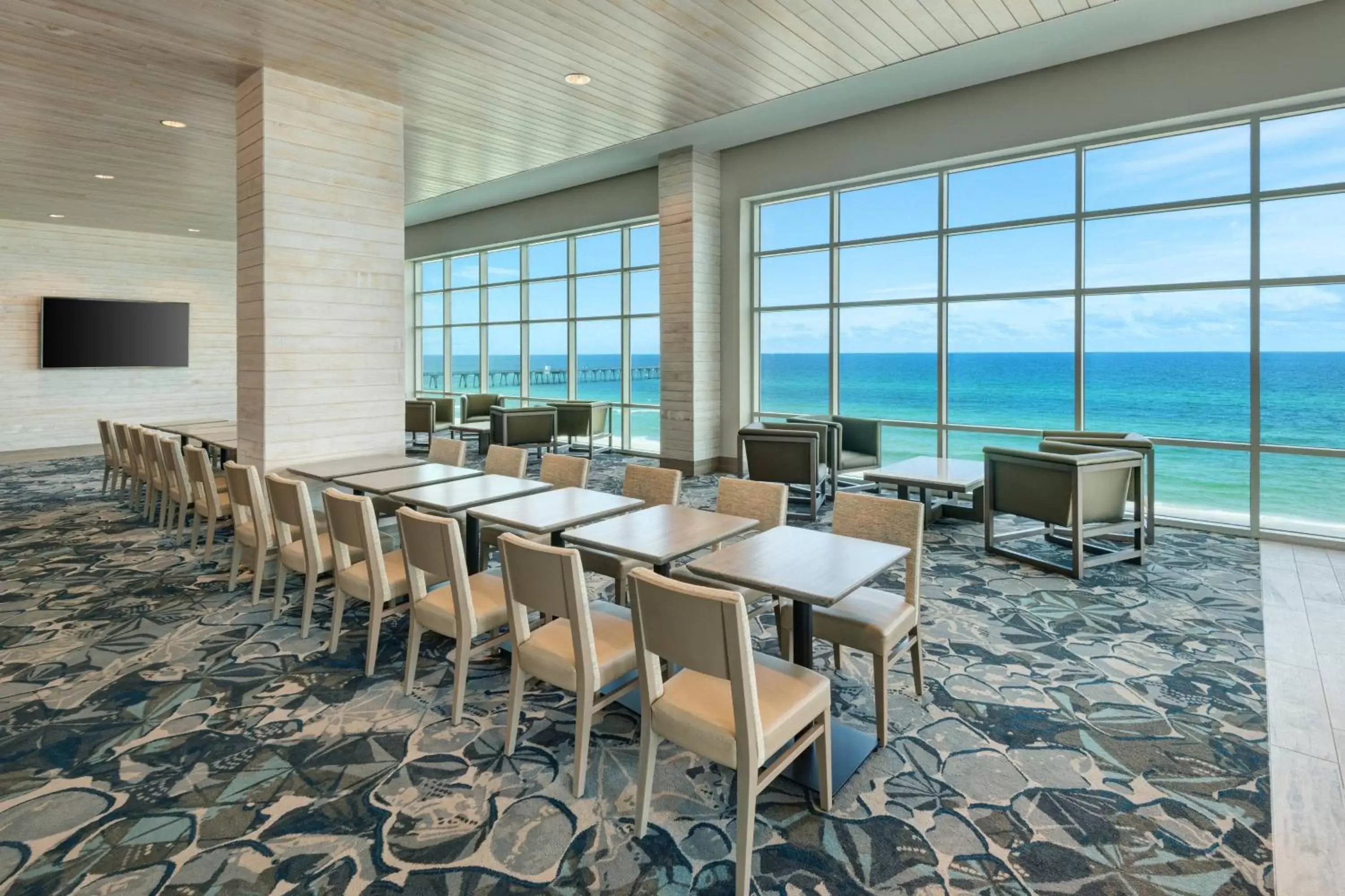 Meeting/conference room in SpringHill Suites by Marriott Panama City Beach Beachfront