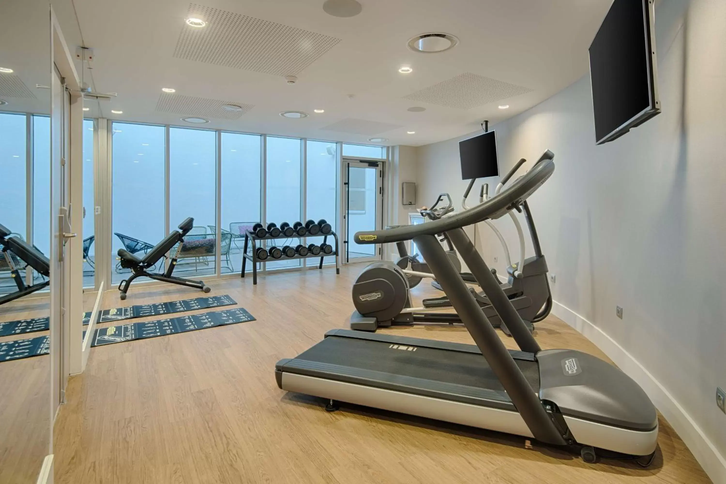 Fitness centre/facilities, Fitness Center/Facilities in NH Toulouse Airport