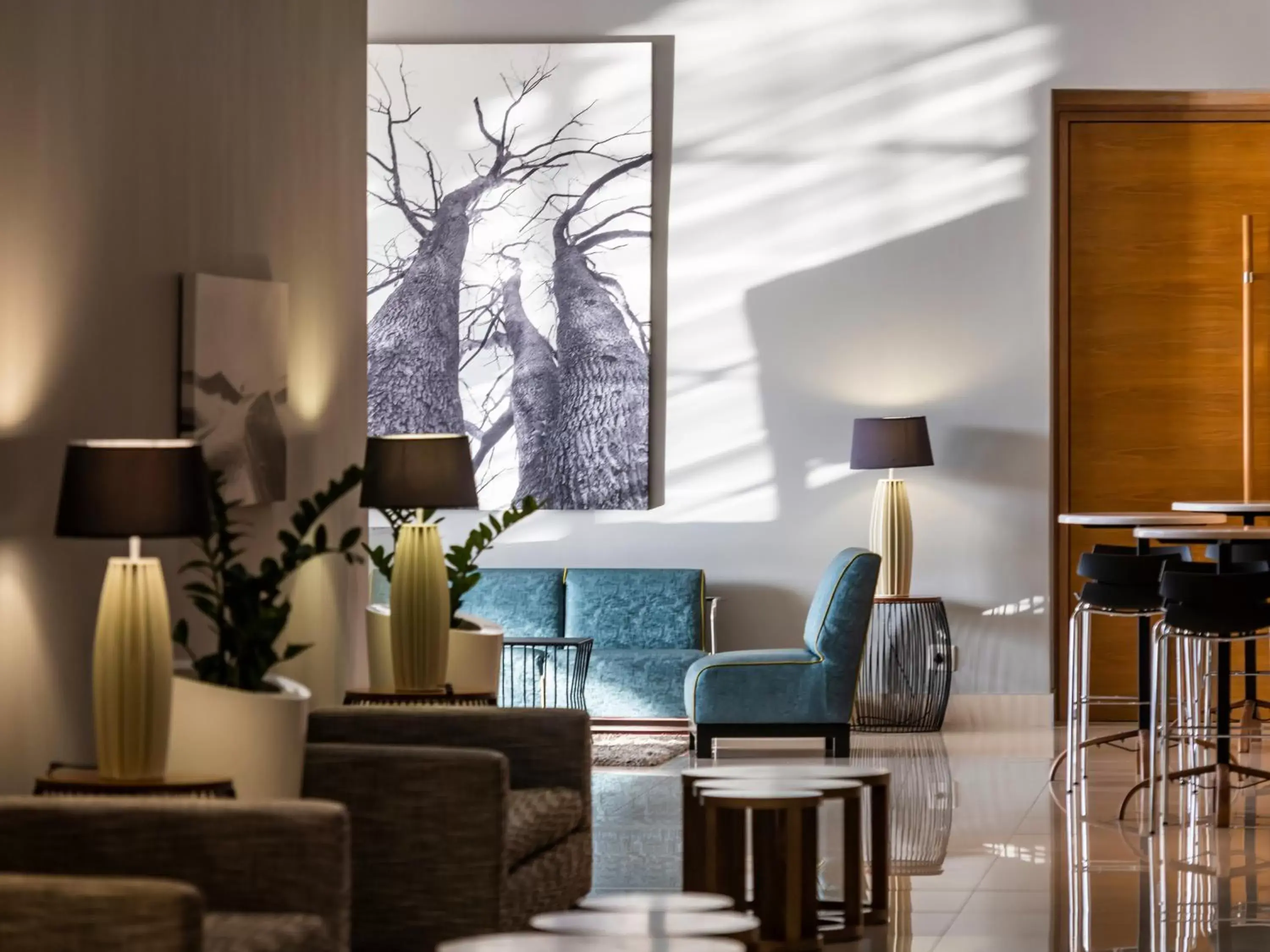 Lobby or reception, Seating Area in aha Gateway Hotel Umhlanga