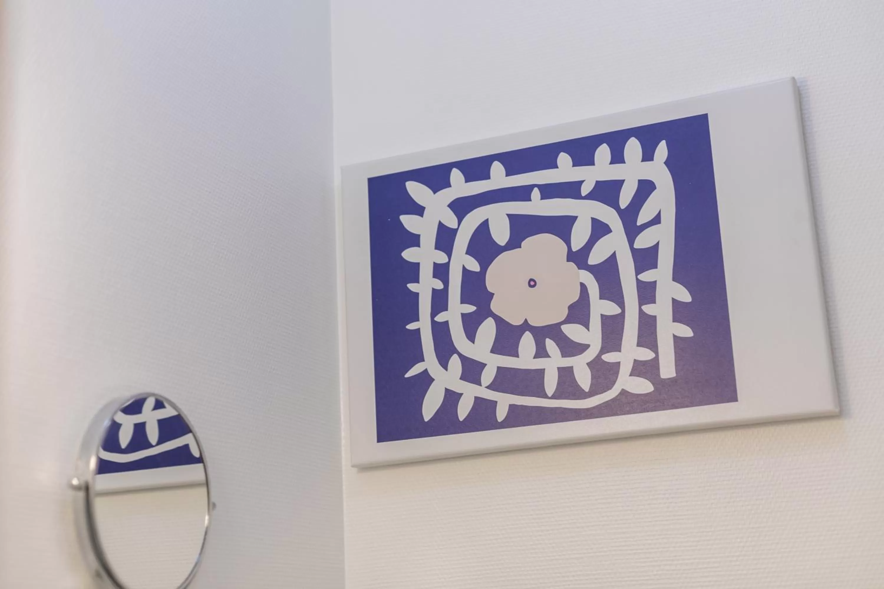 Decorative detail in WS Haussmann - La Fayette