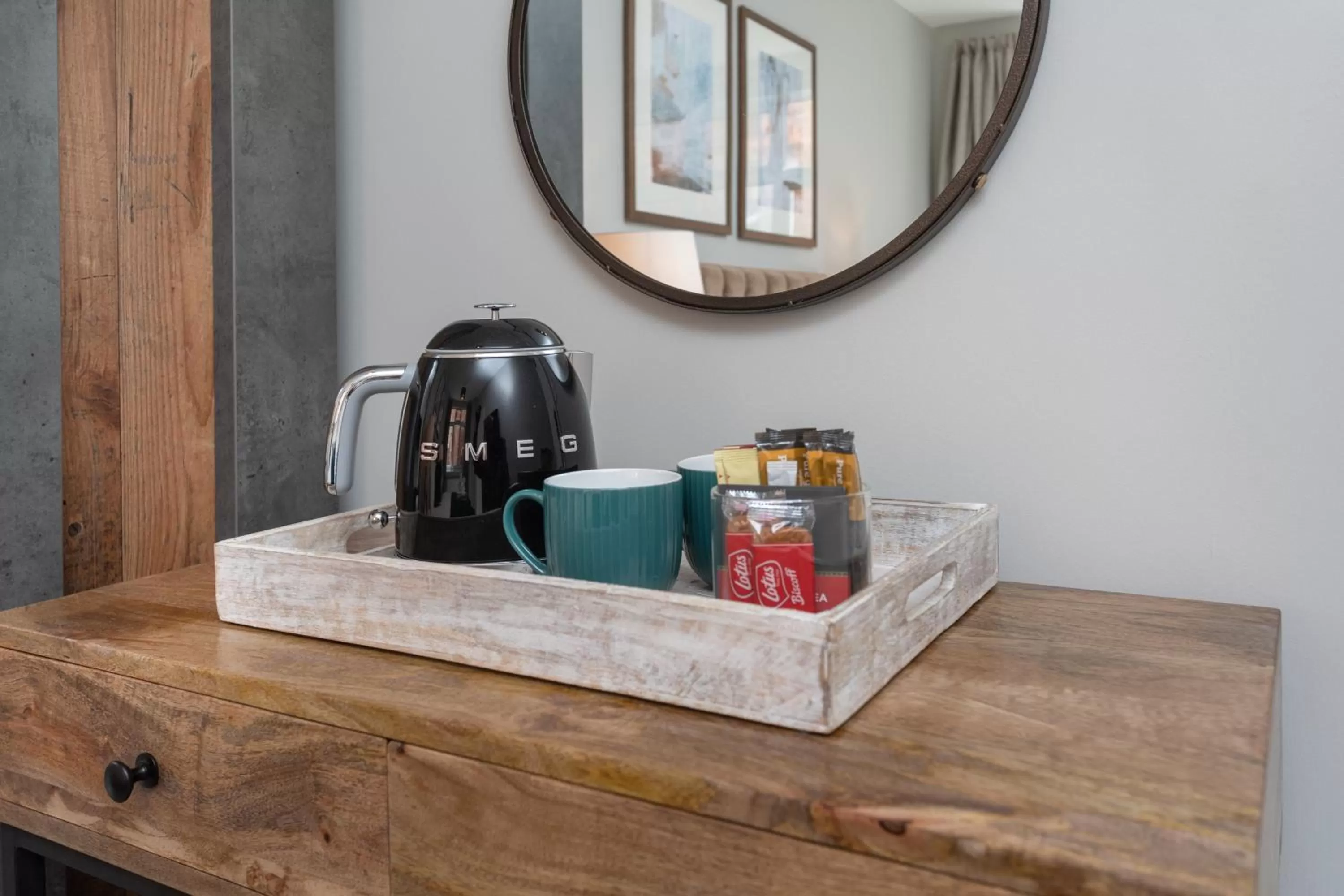 Coffee/tea facilities in No.192 Oxford