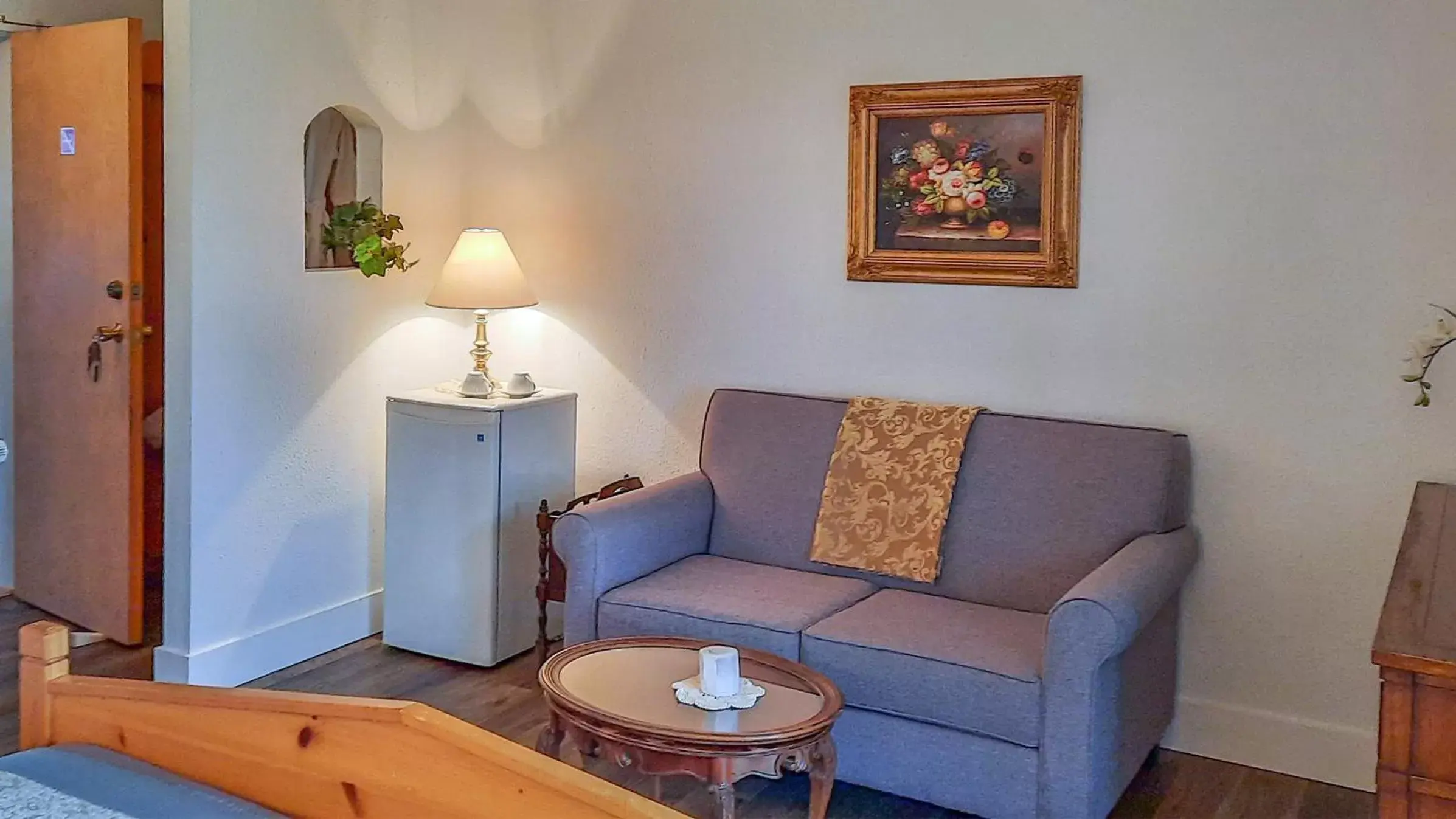 Seating Area in Edelweiss Inn Nova Scotia