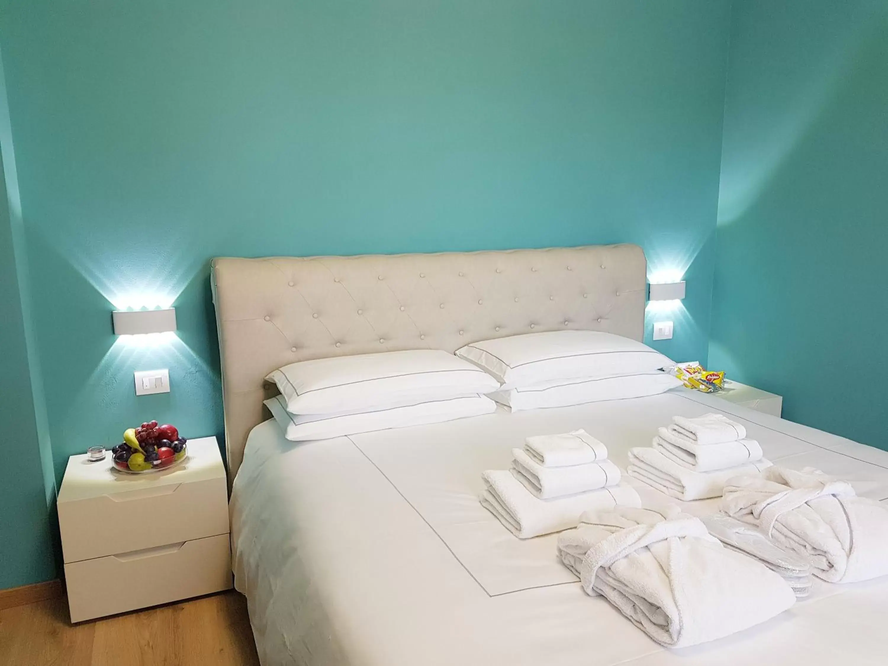 Bedroom, Bed in Villa Bellavista Alba, B&B