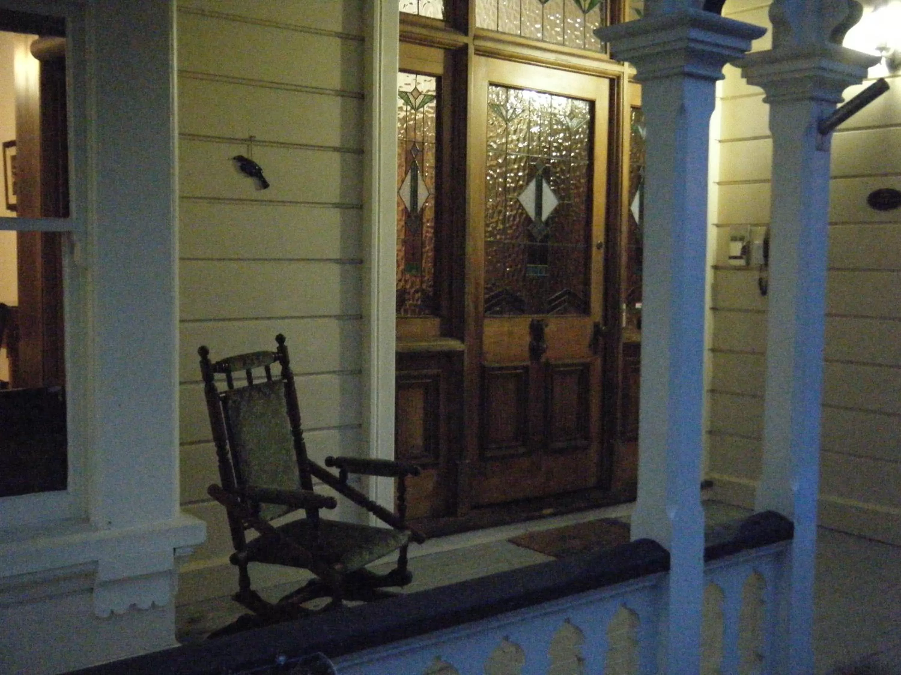 Facade/entrance in Collingwood Manor