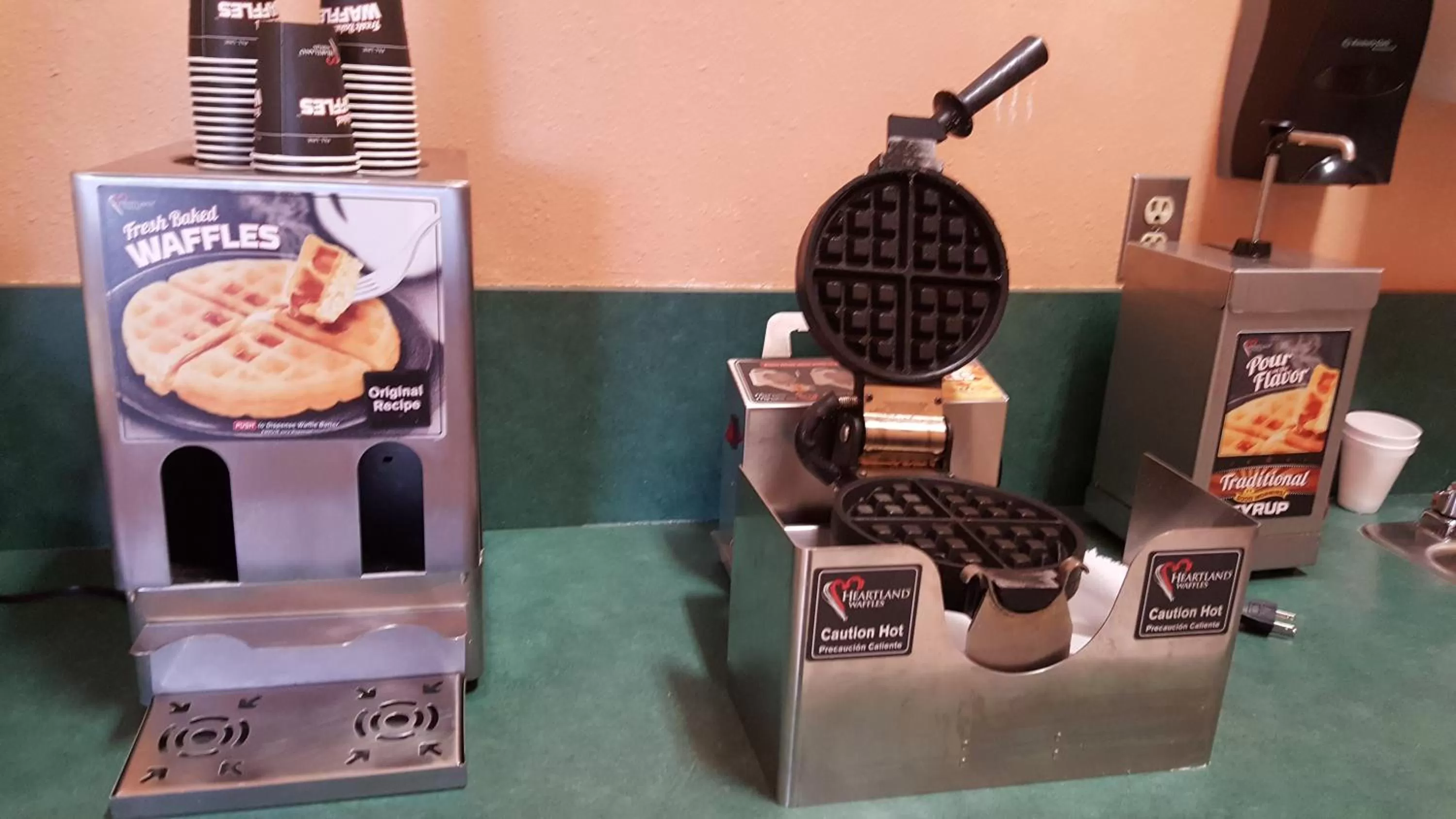 Coffee/tea facilities in Rodeway Inn Gateway to Medora T-Roosevelt & Makoshika State Park