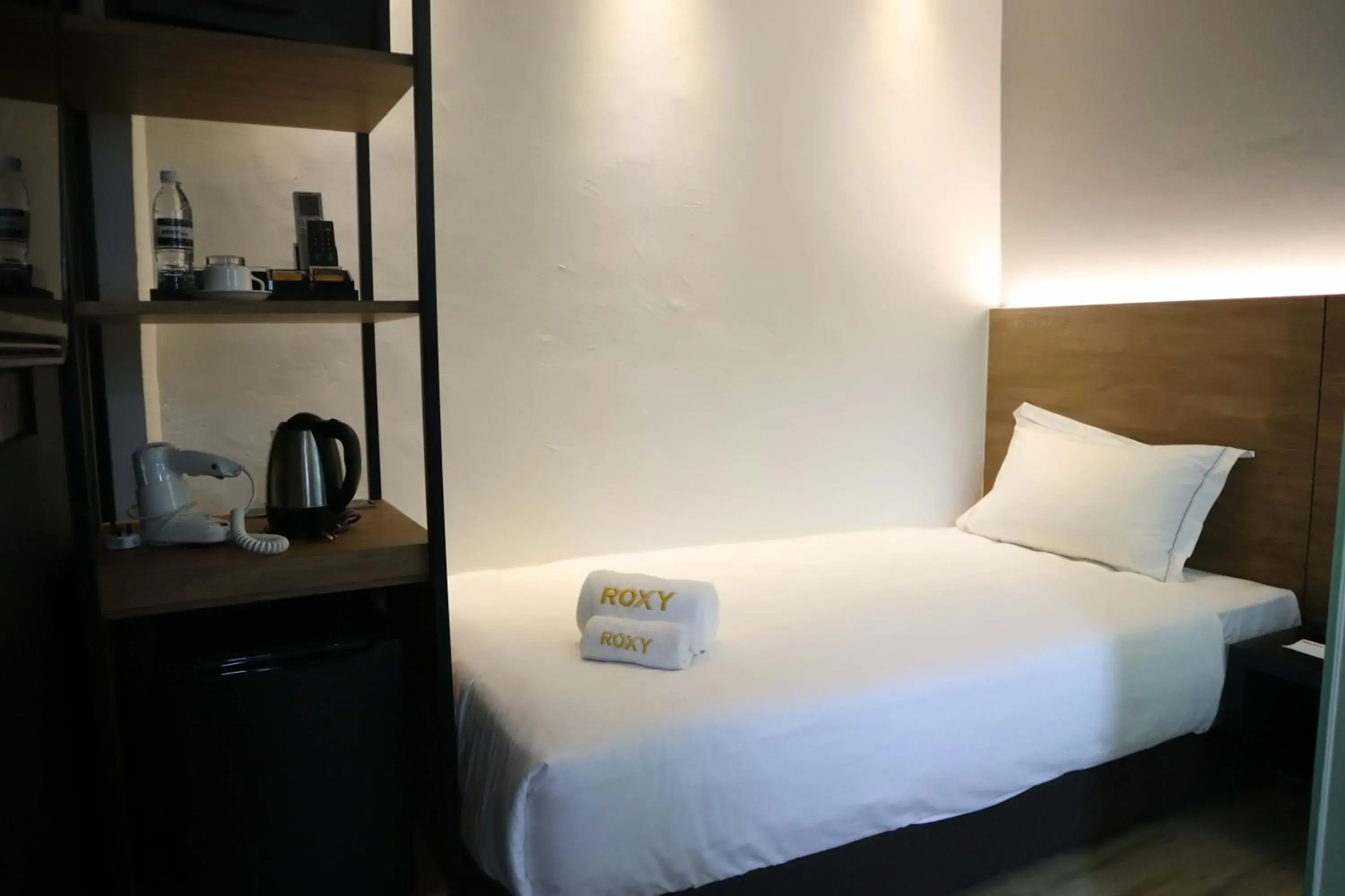 Bed in Roxy Hotel Padungan
