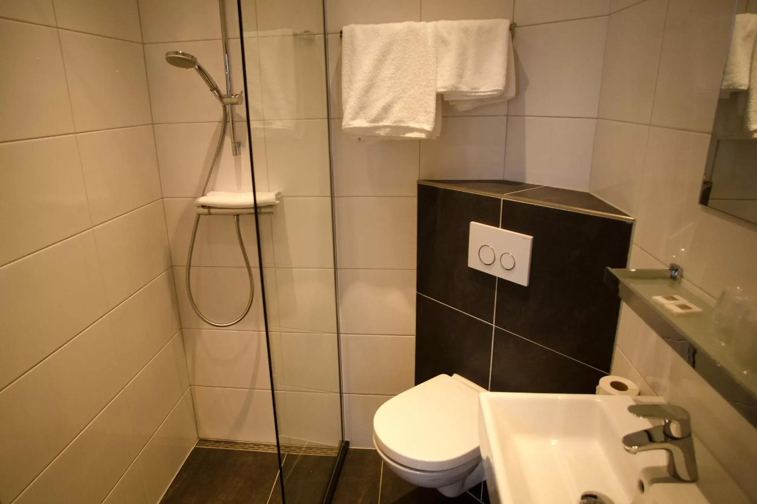 Bathroom in Hotel Cornelisz