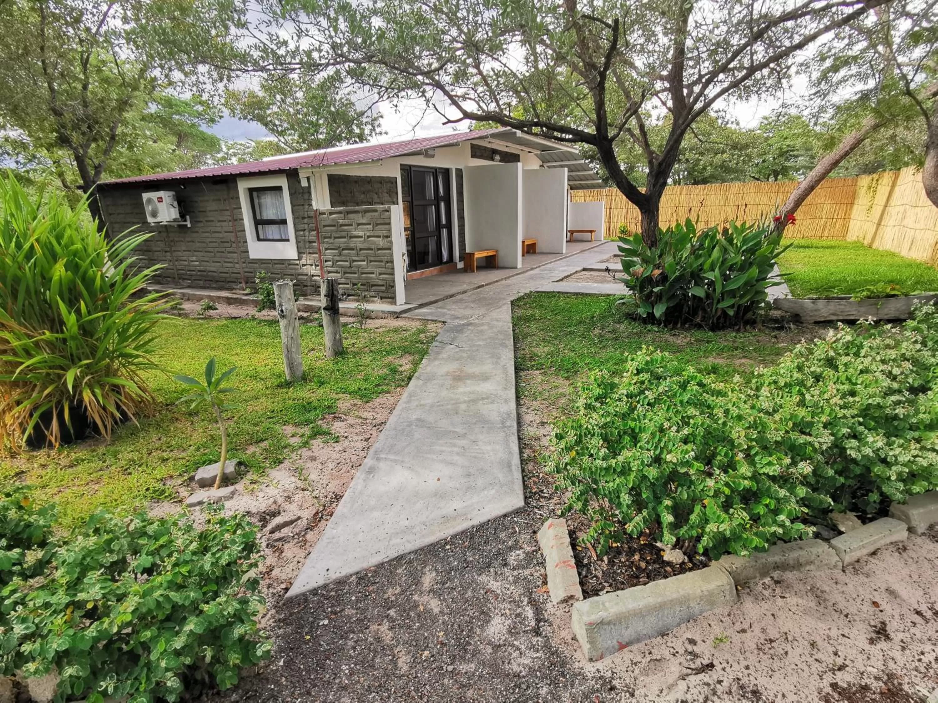 Property Building in Happy Forest B&B