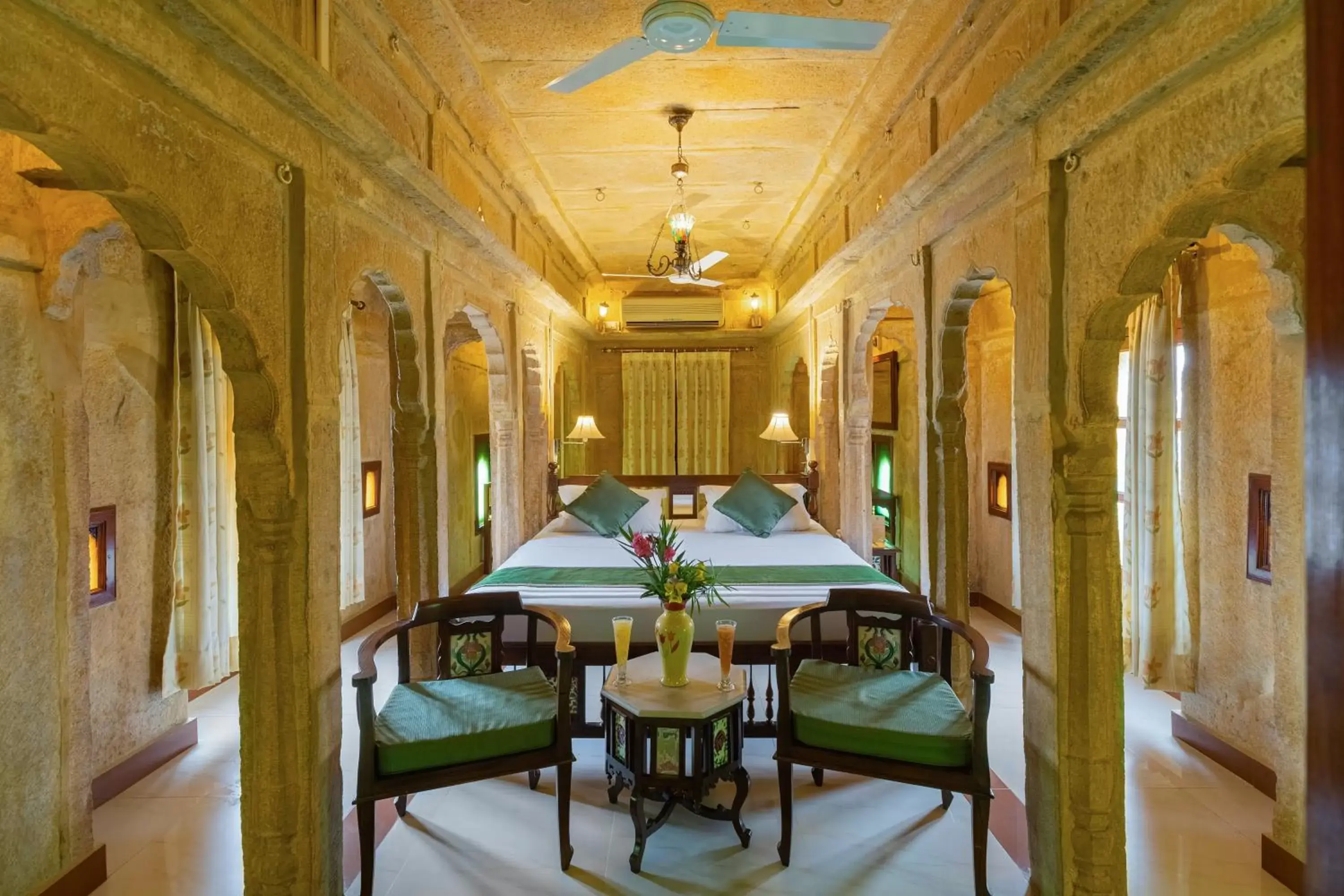 Seating area, Restaurant/Places to Eat in WelcomHeritage Mandir Palace