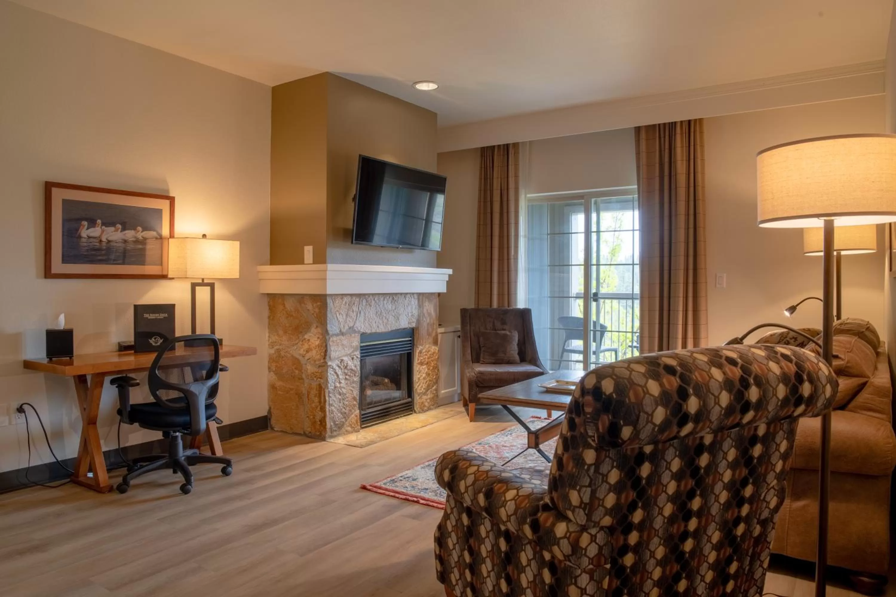 TV and multimedia in Running Y Ranch Golf & Spa Resort