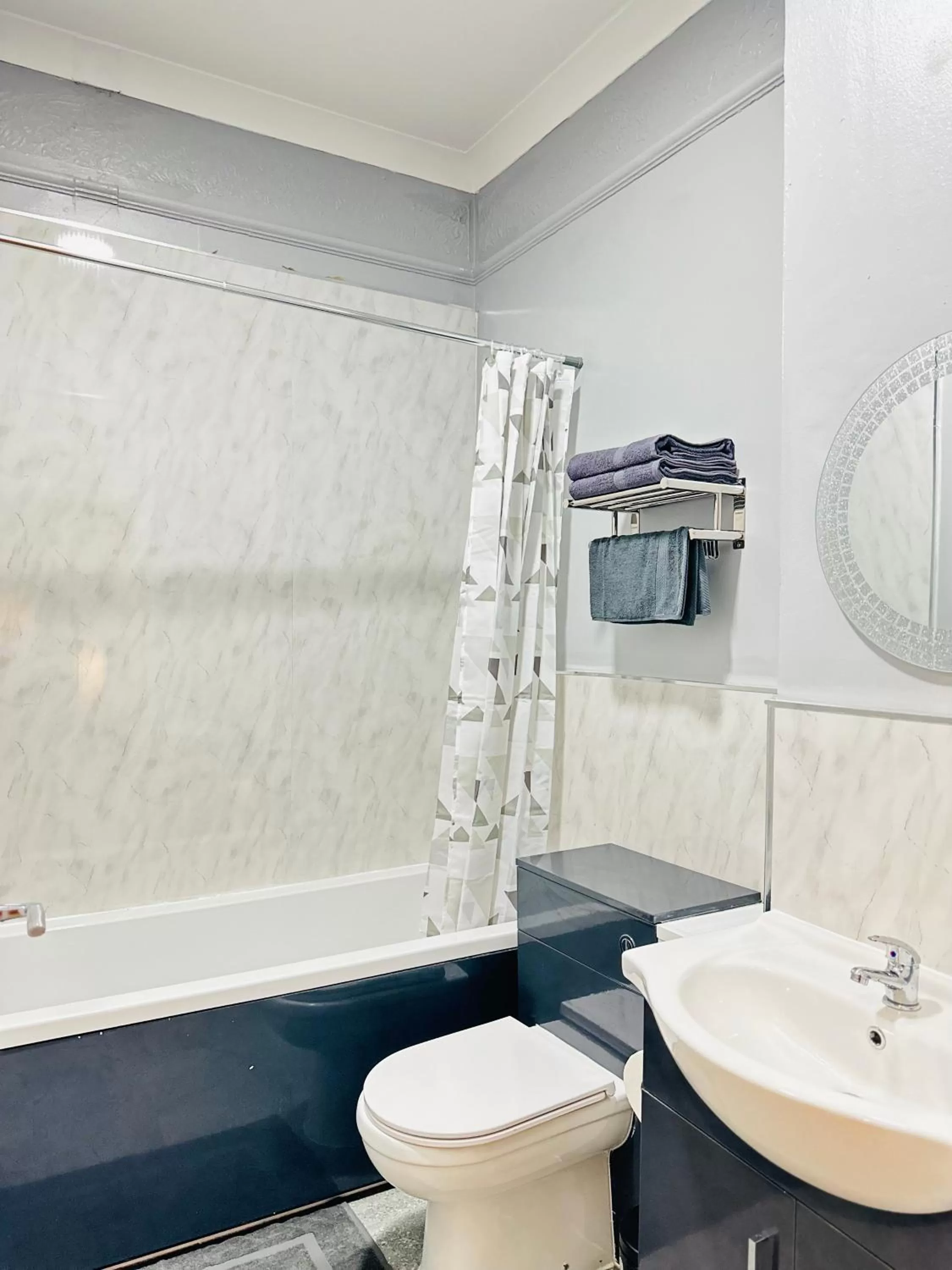 Shower, Bathroom in Sandys Holidays Home