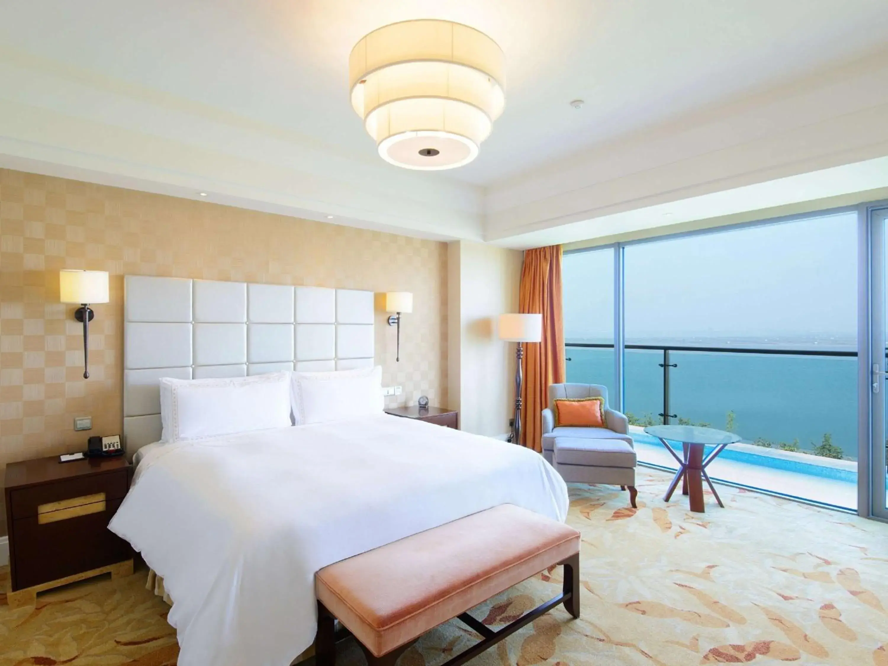 Photo of the whole room in Fairmont Yangcheng Lake Kunshan