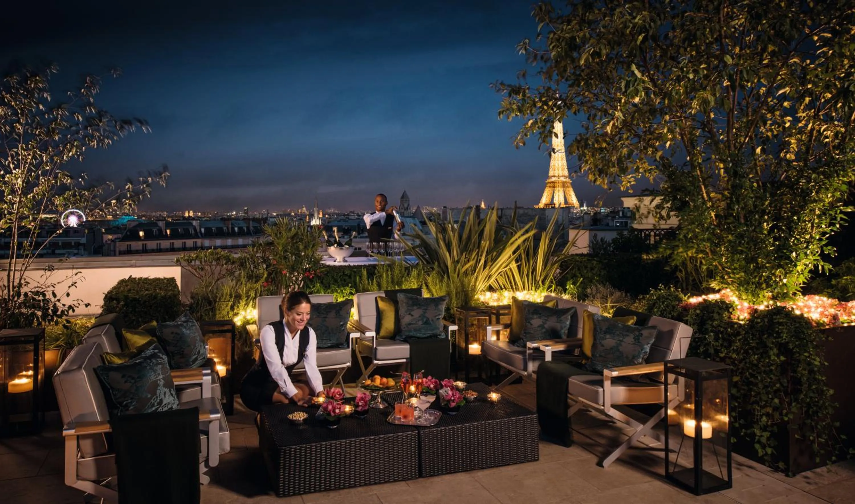 Balcony/Terrace in The Peninsula Paris