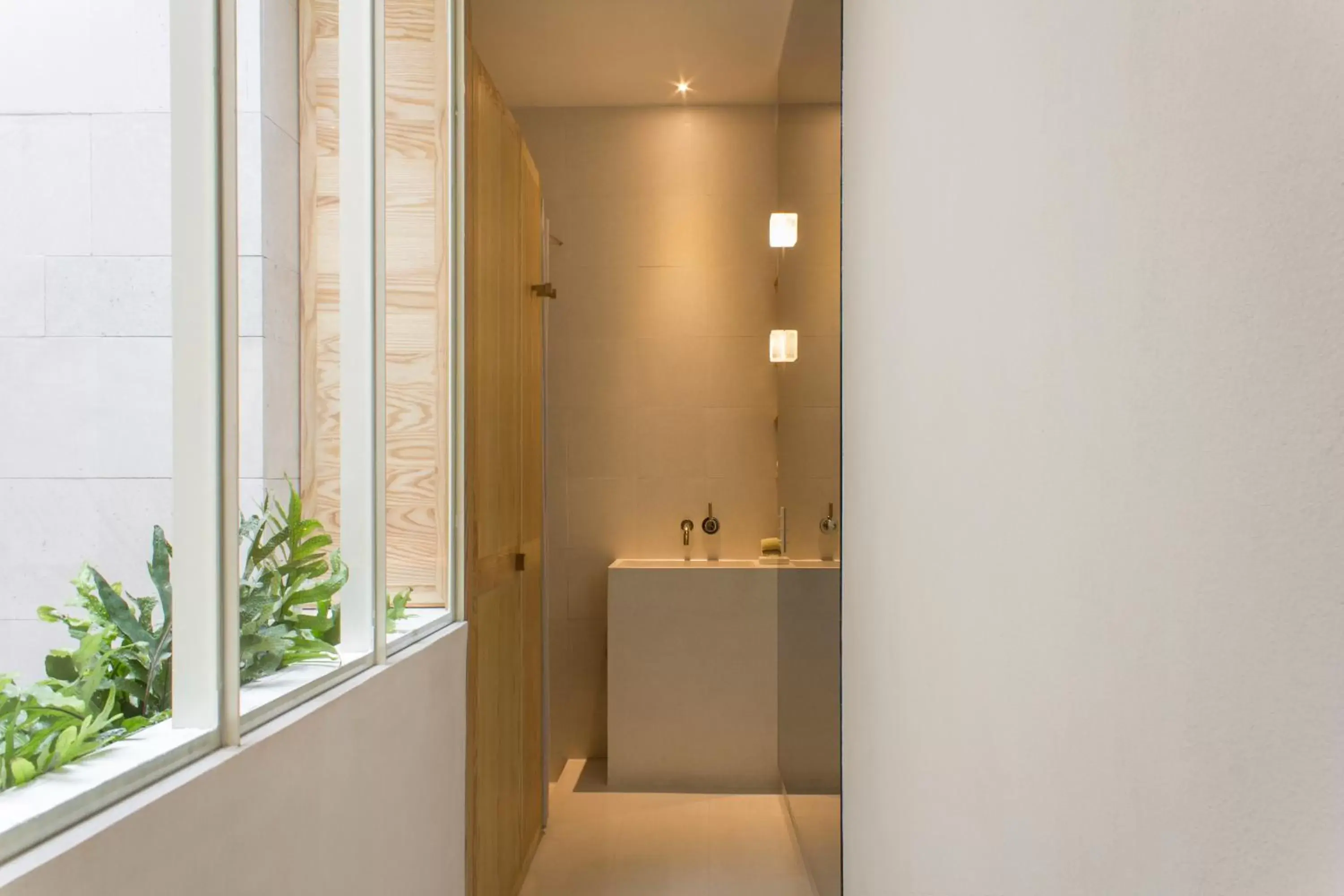 Bathroom in Círculo Mexicano, a Member of Design Hotels