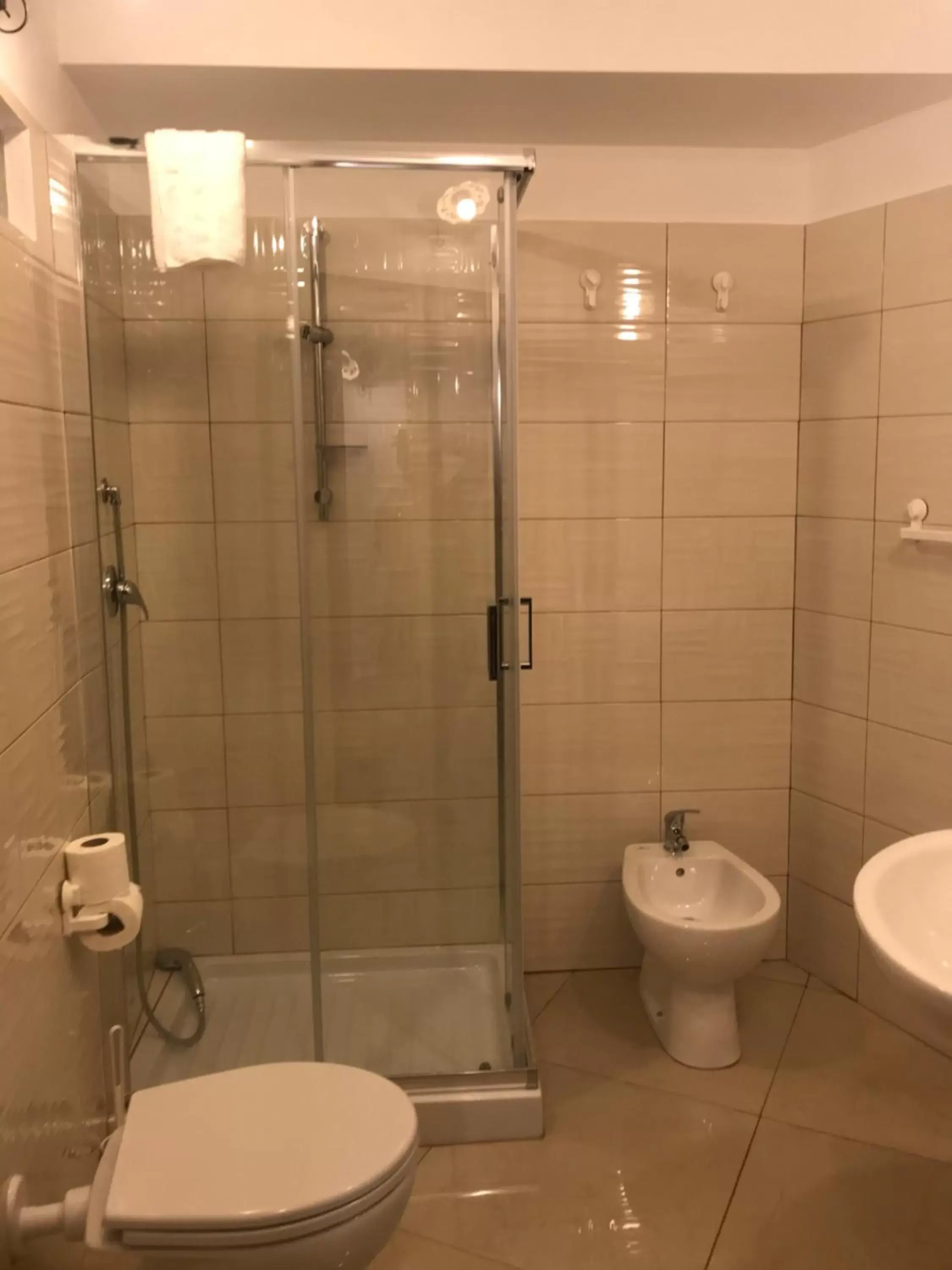 Shower, Bathroom in B&B Villa sul Mare