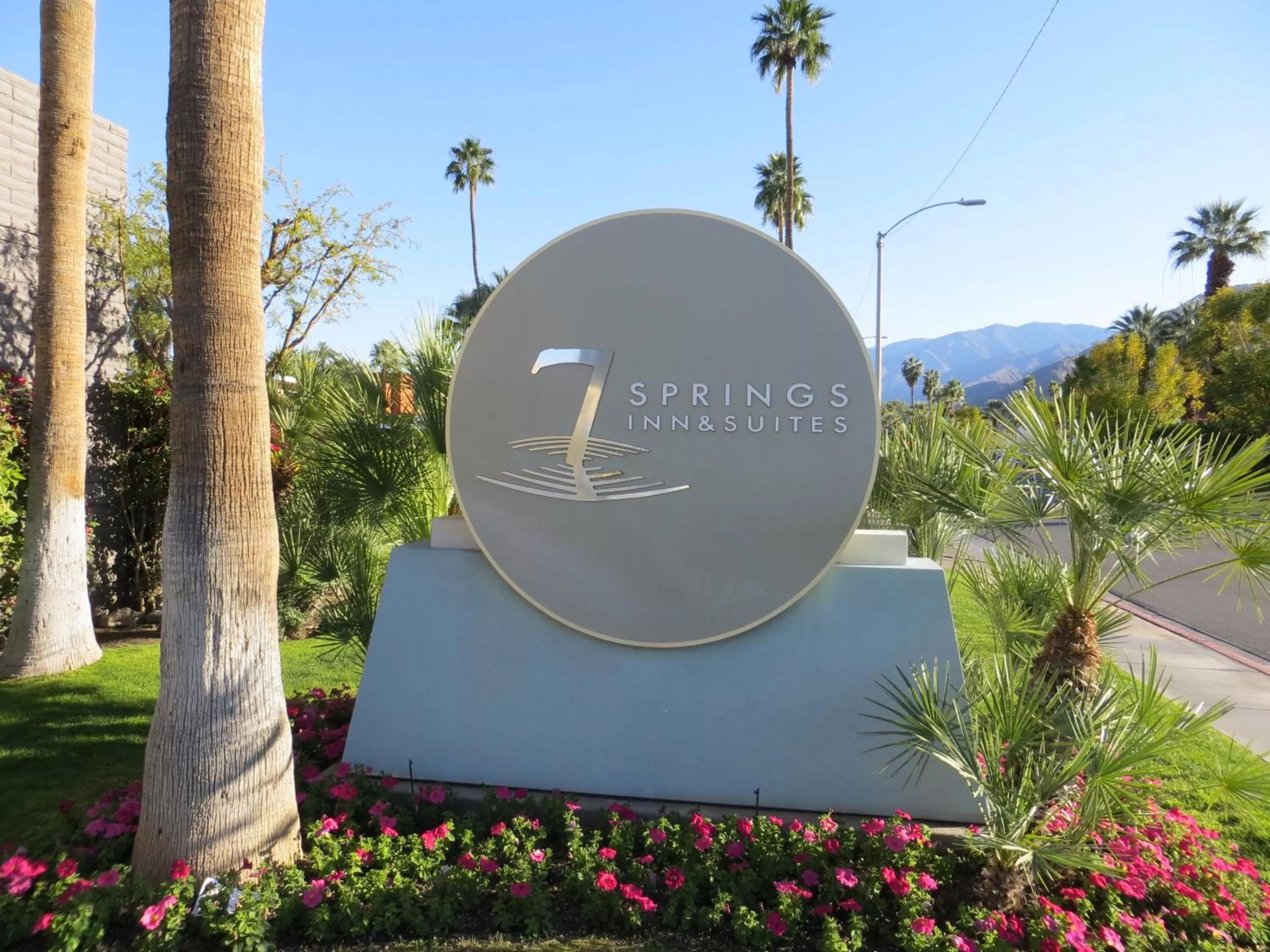 Facade/entrance in 7 Springs Inn & Suites