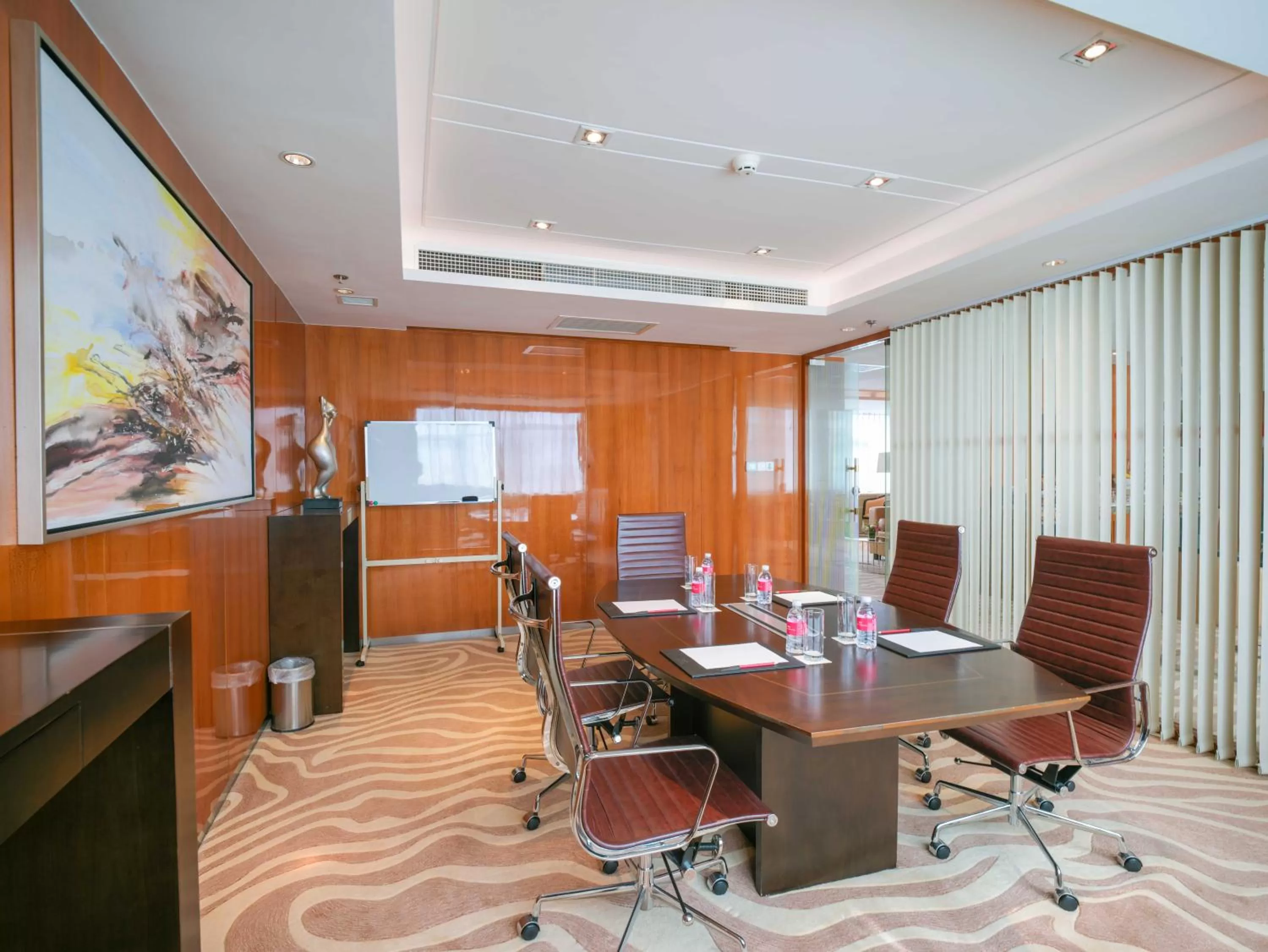 Meeting/conference room in Ramada Plaza Shanghai Pudong Airport - 3 mins to PVG depature floor & check entrance with hotel shuttle