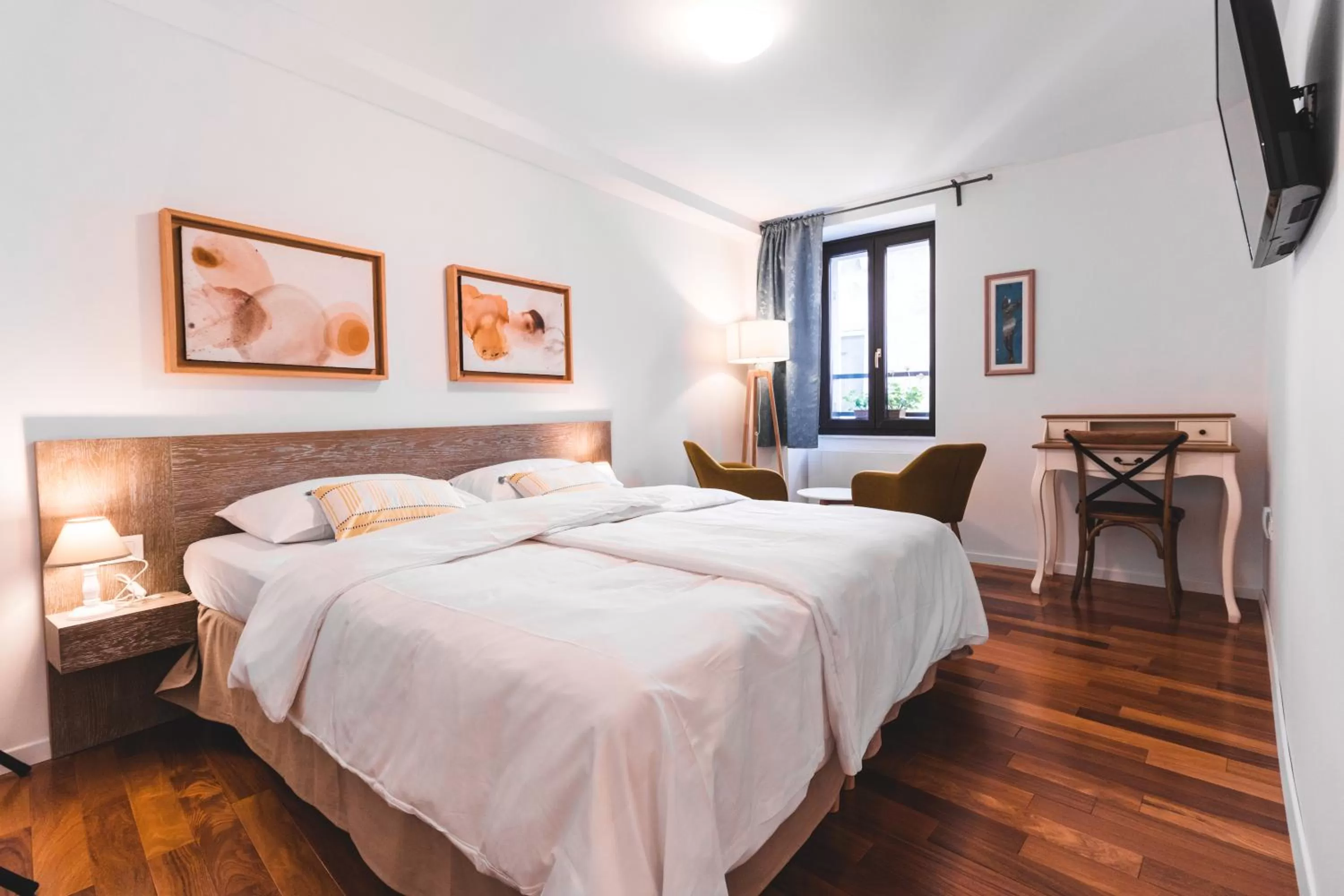 Bed in Second Life in Piran - Hotel Zala Piran with private parking and shuttle service