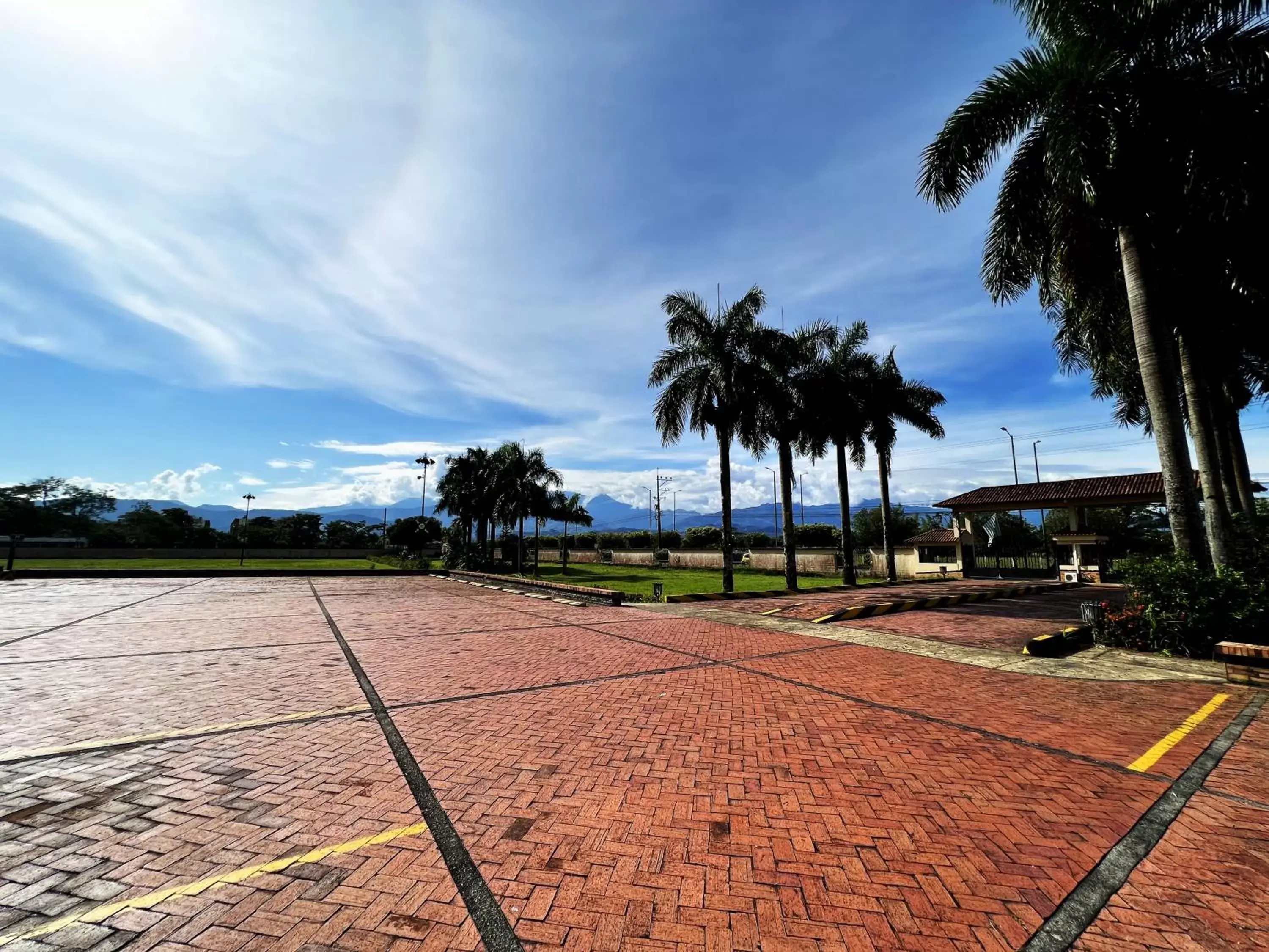 Tennis/Squash in El Campanario Hotel Campestre by Tequendama