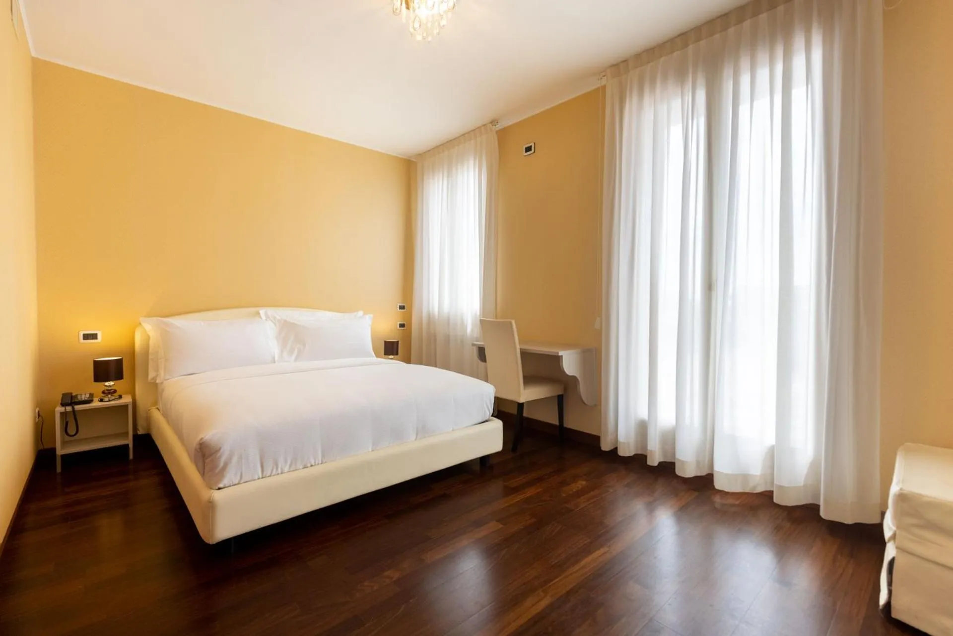 Photo of the whole room, Bed in Mefuta Hotel