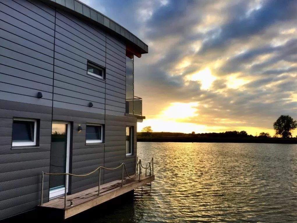Property building in Schwimmende Häuser im BALTIC SEA RESORT