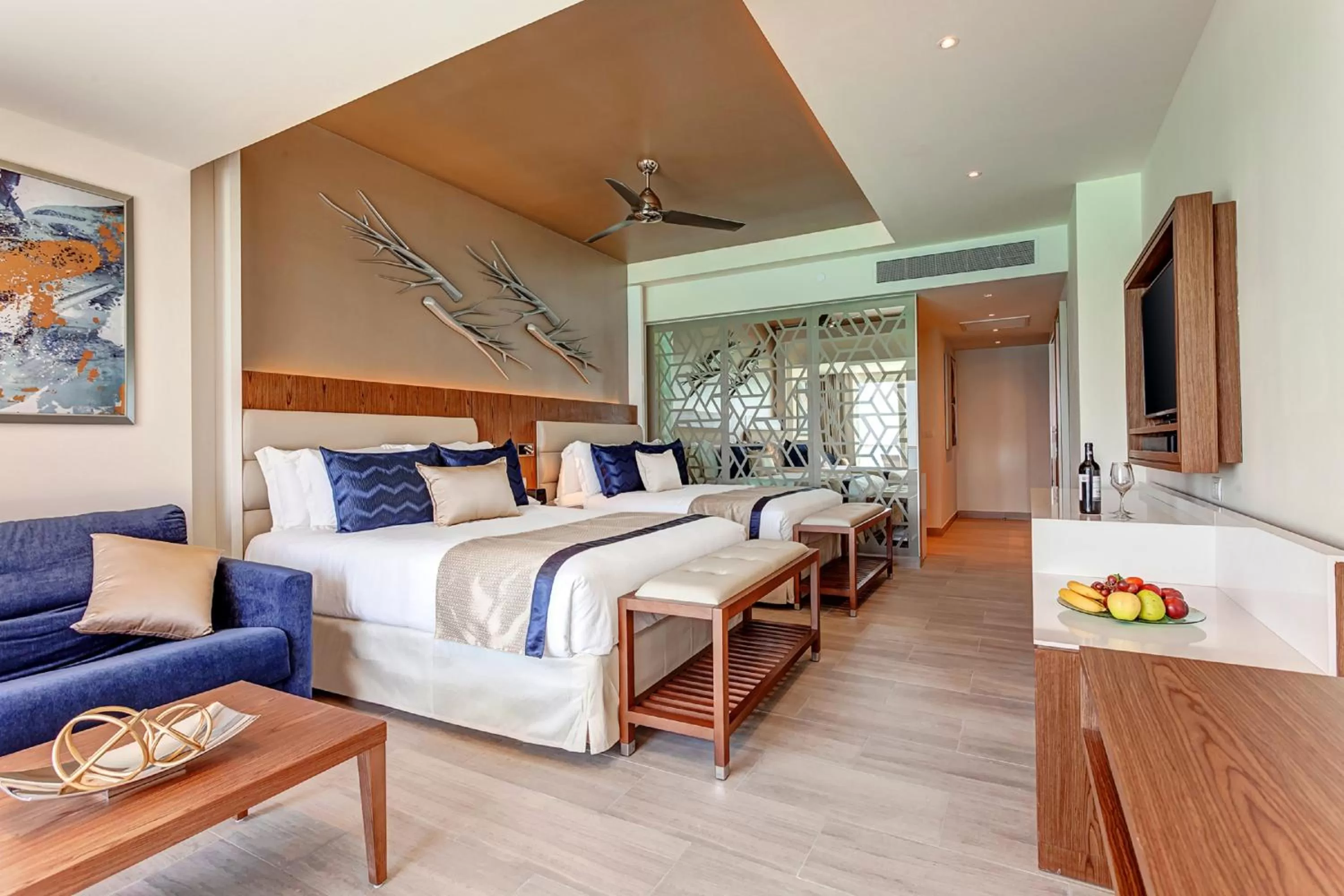 Bedroom, Bed in Royalton CHIC Cancun, An Autograph Collection All-Inclusive Resort - Adults Only