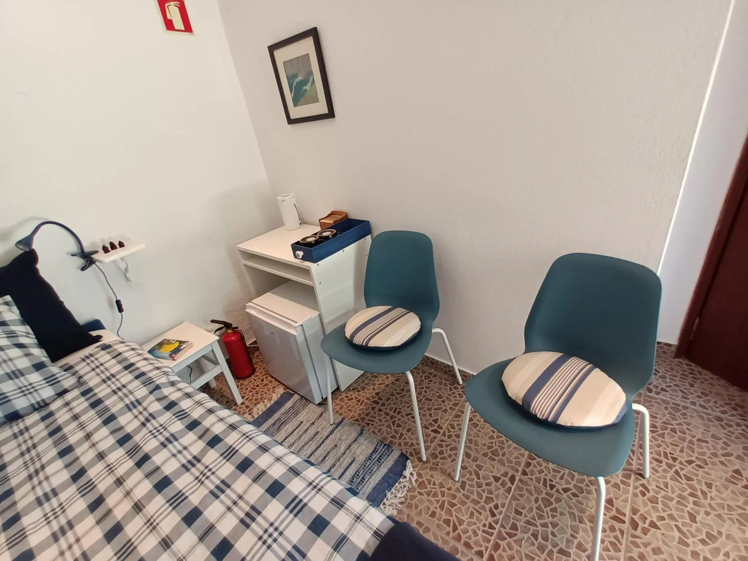 Photo of the whole room, Seating Area in B&B Quinta da Romãzeira