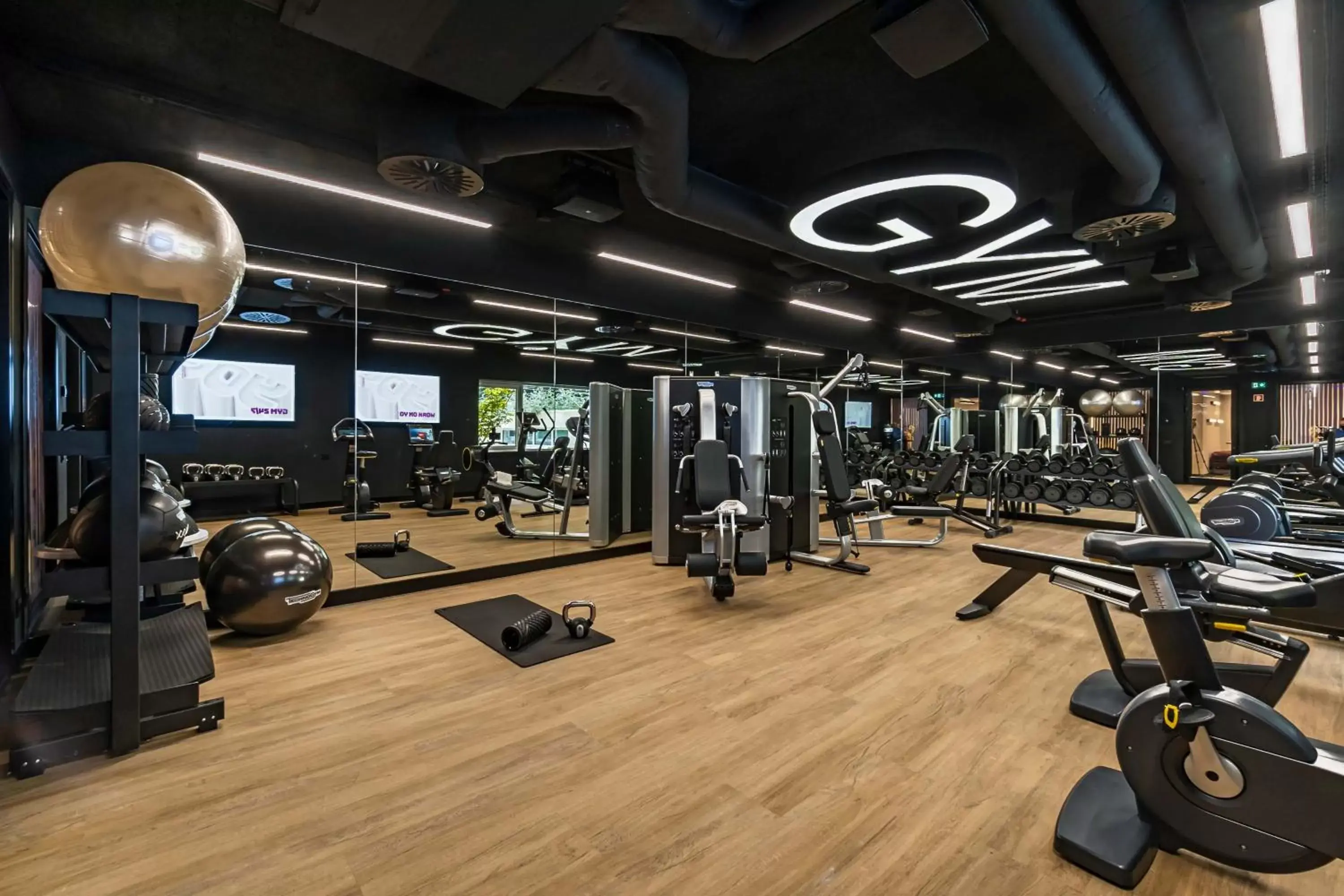 Fitness centre/facilities, Fitness Center/Facilities in YOTEL Porto