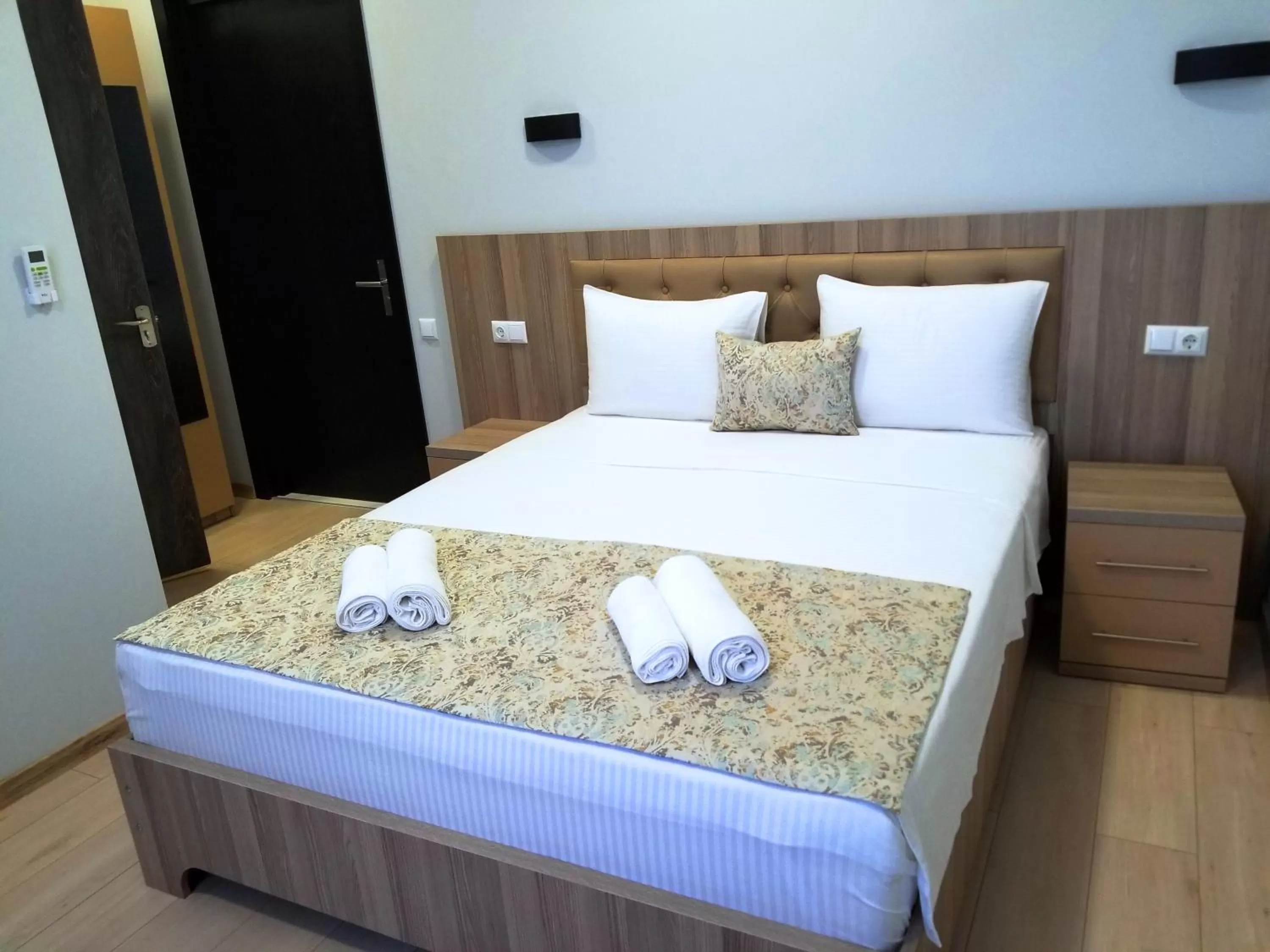 Bed in Vita Gardenia Hotel Tskaltubo