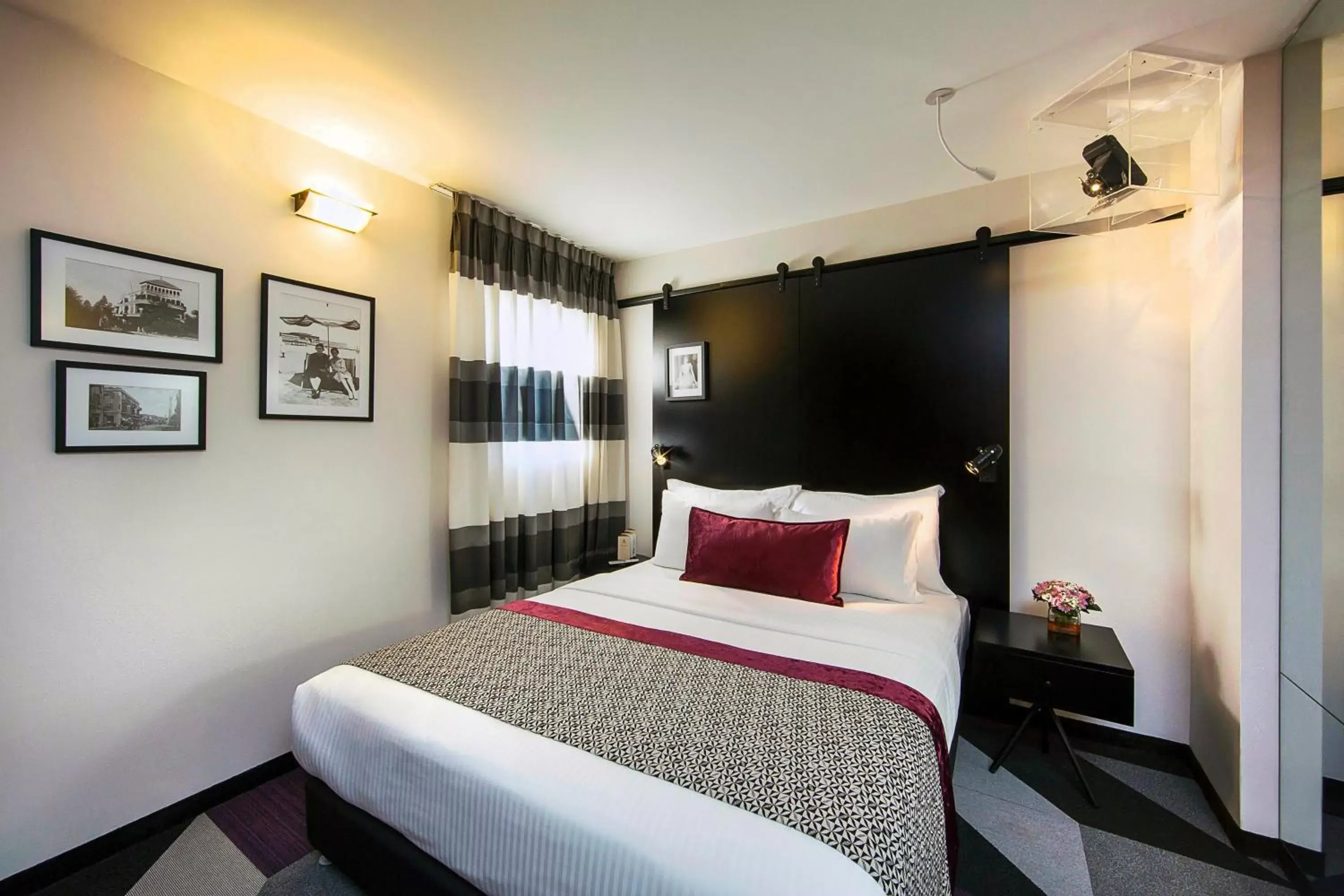 Photo of the whole room, Bed in Cinema Hotel - an Atlas Boutique Hotel