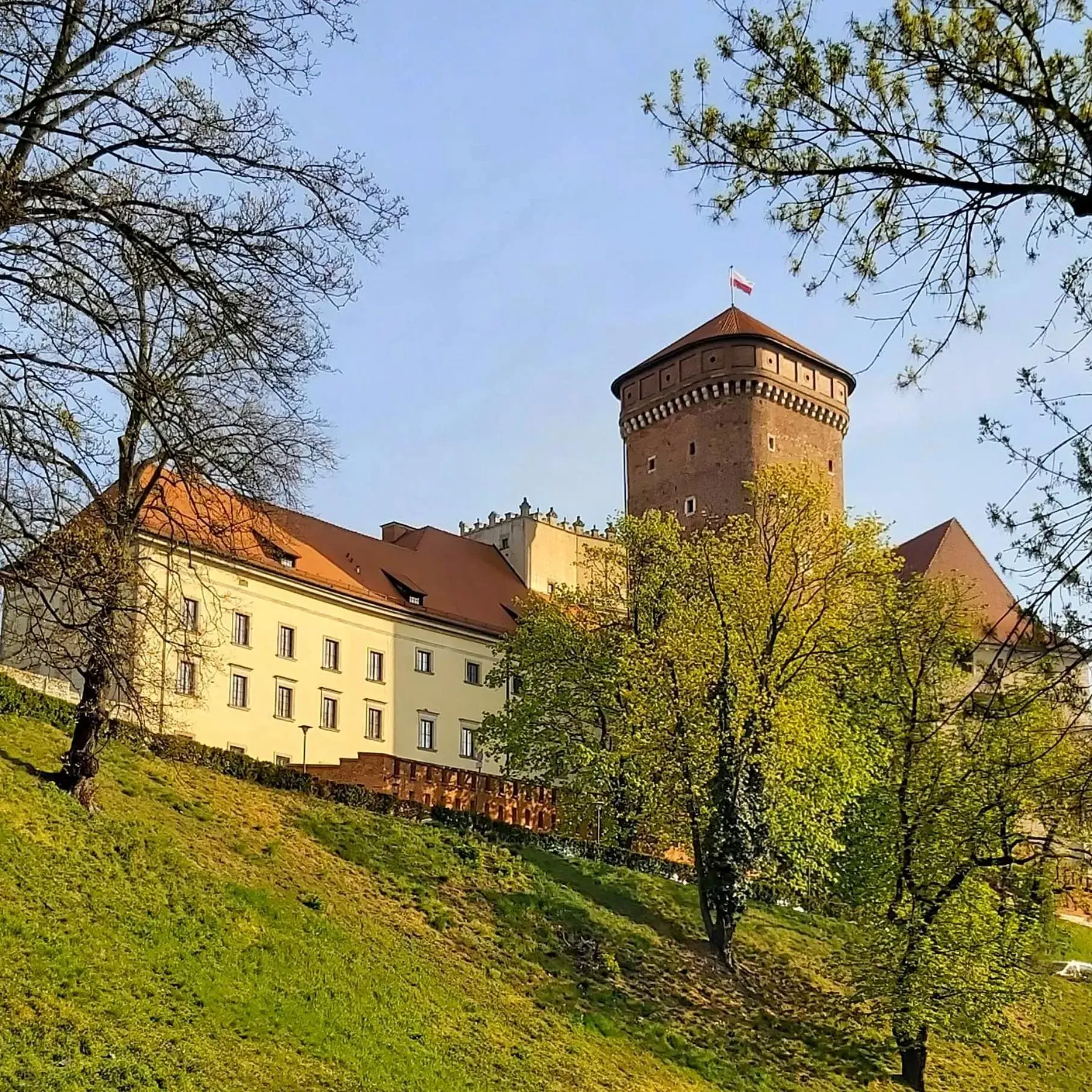 Nearby landmark, Property Building in Hotel Wawel