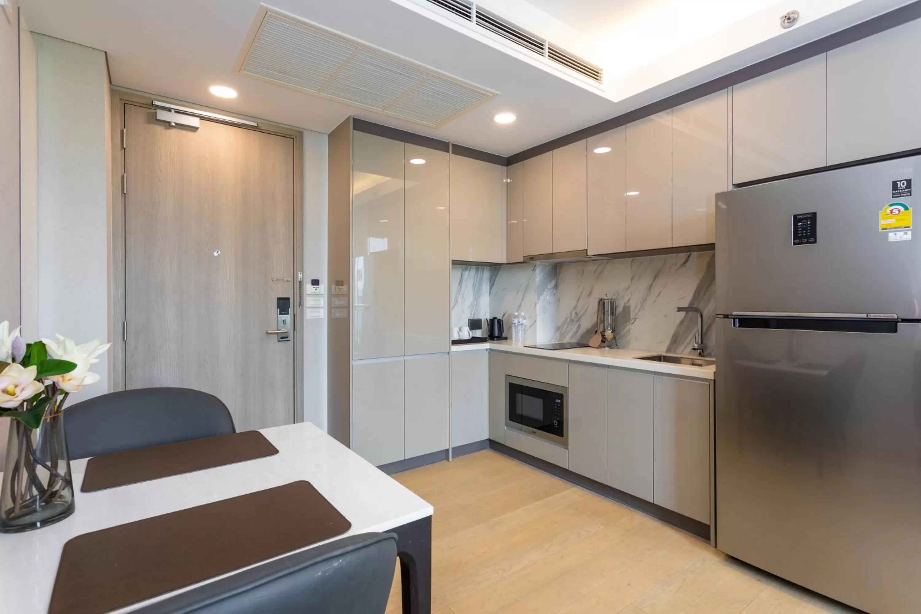 Kitchen or kitchenette in Wyndham Bangkok Queen Convention Centre